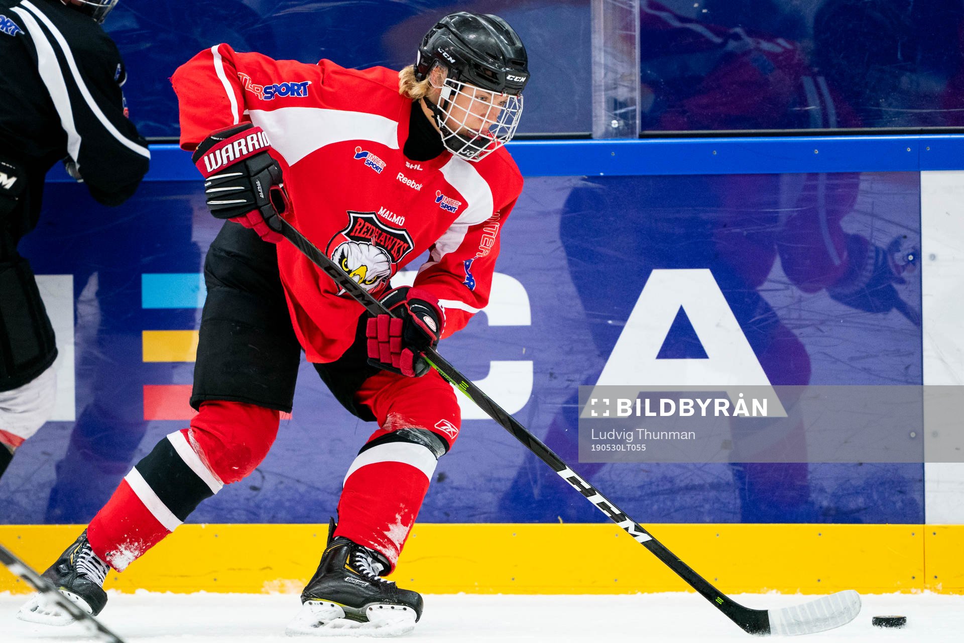 under en ishockeyträning med Malmö Redhawks J18/20