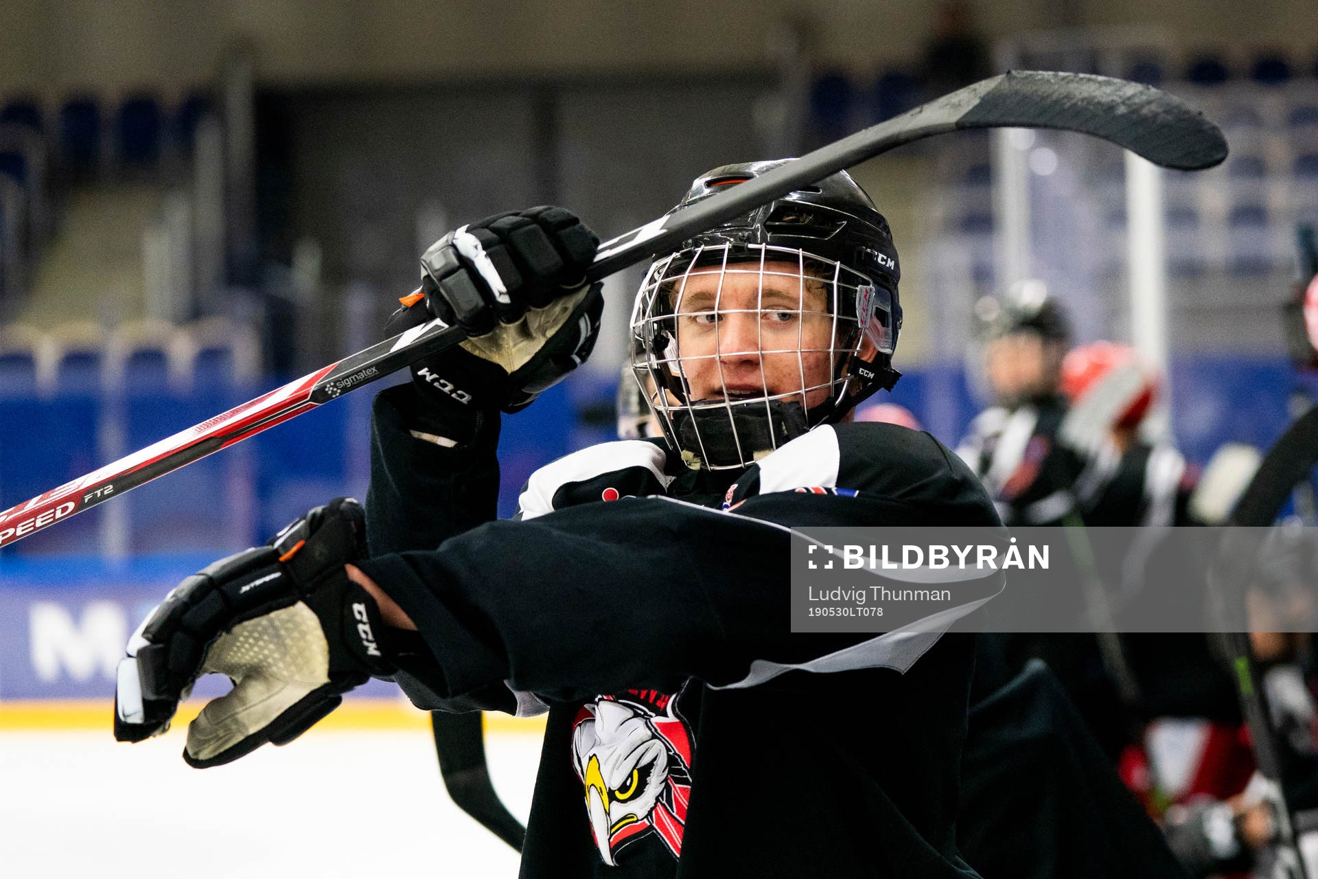 under en ishockeyträning med Malmö Redhawks J18/20