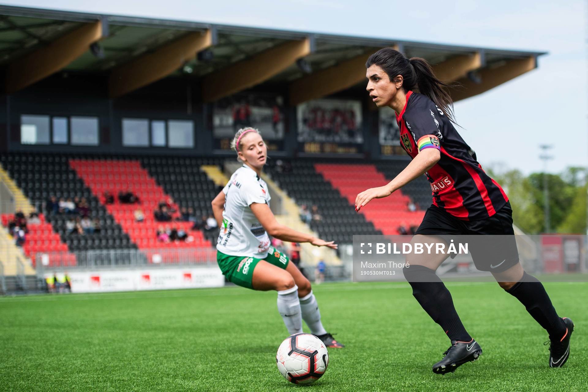 Brommapojkarnas Aisha Faiqi och Assis Moa Öhman