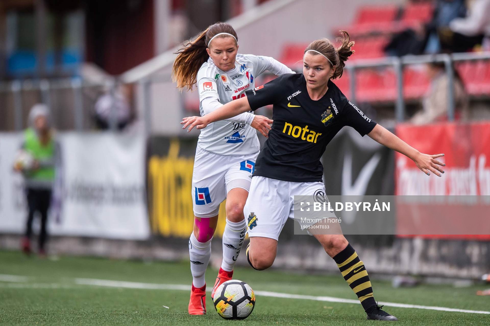 s Johanna Lindell och Kvarnsvedens Anna Björklund