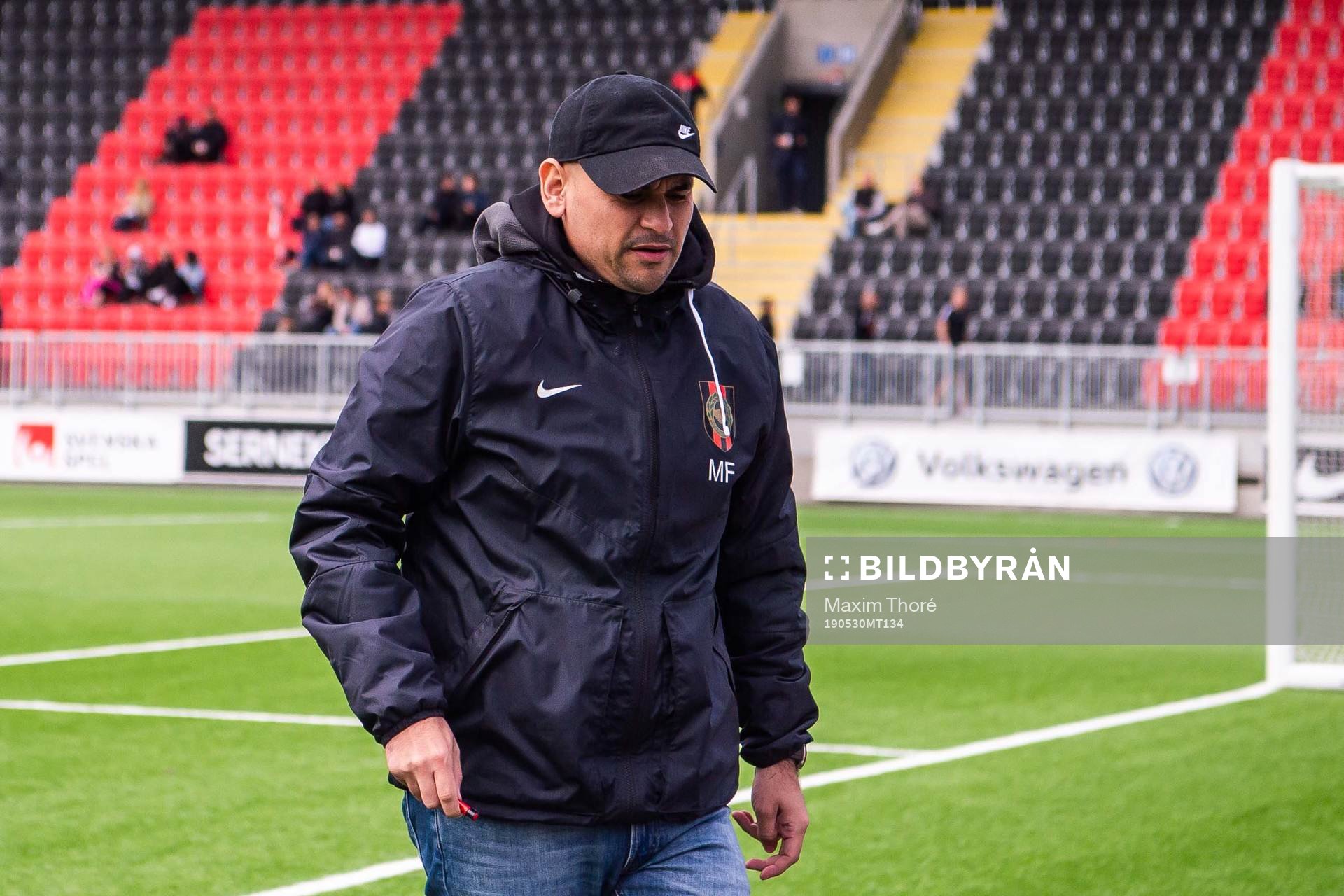 Brommapojkarnas  tränare Marcelo Fernandez