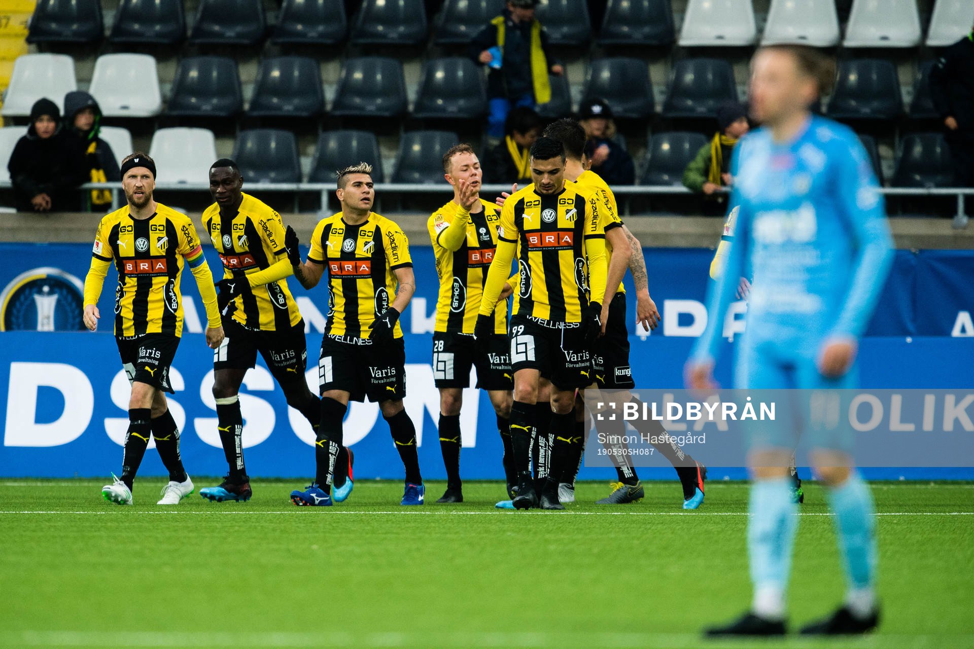 Häckens spelare jublar