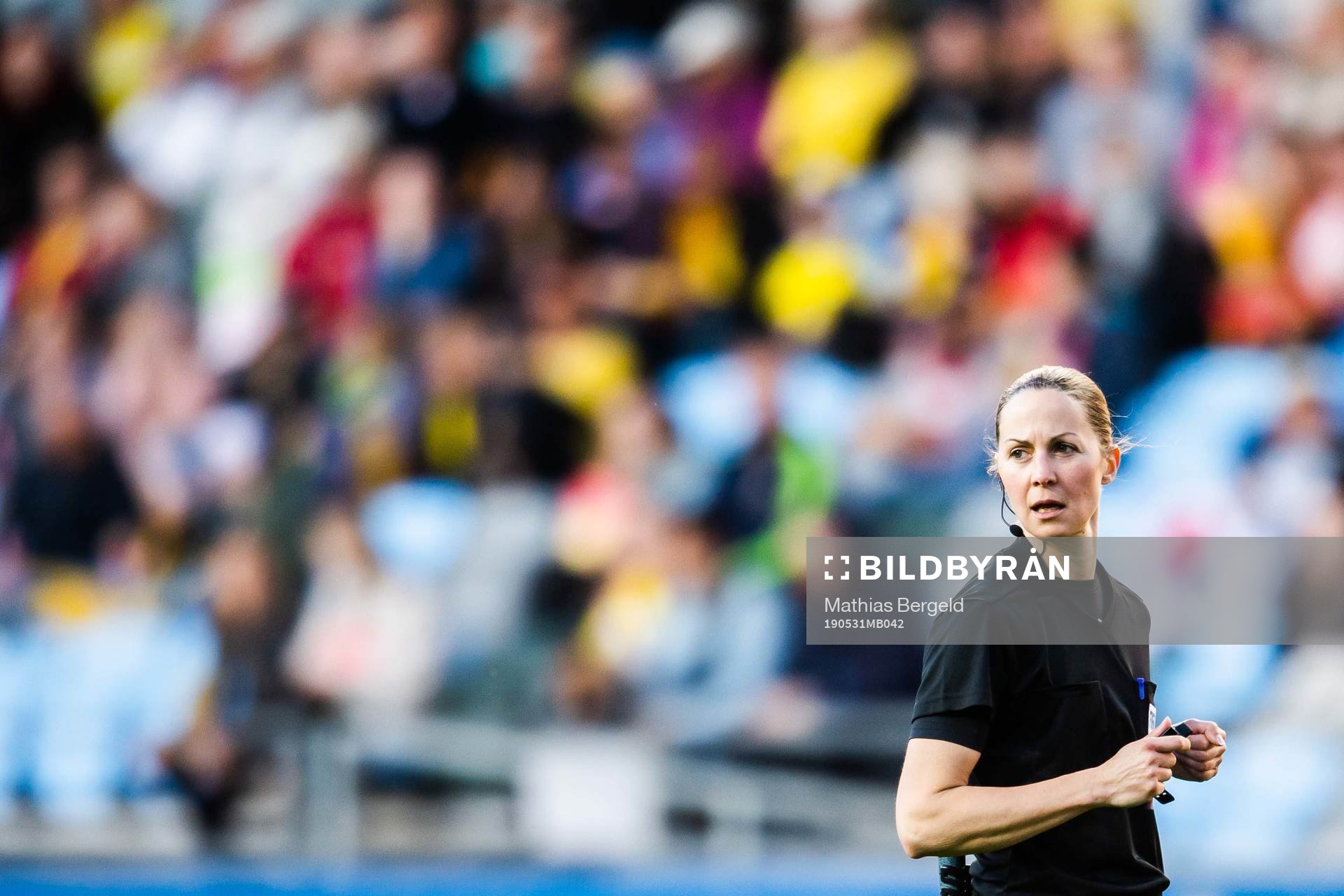 Referee Florence Guillemin