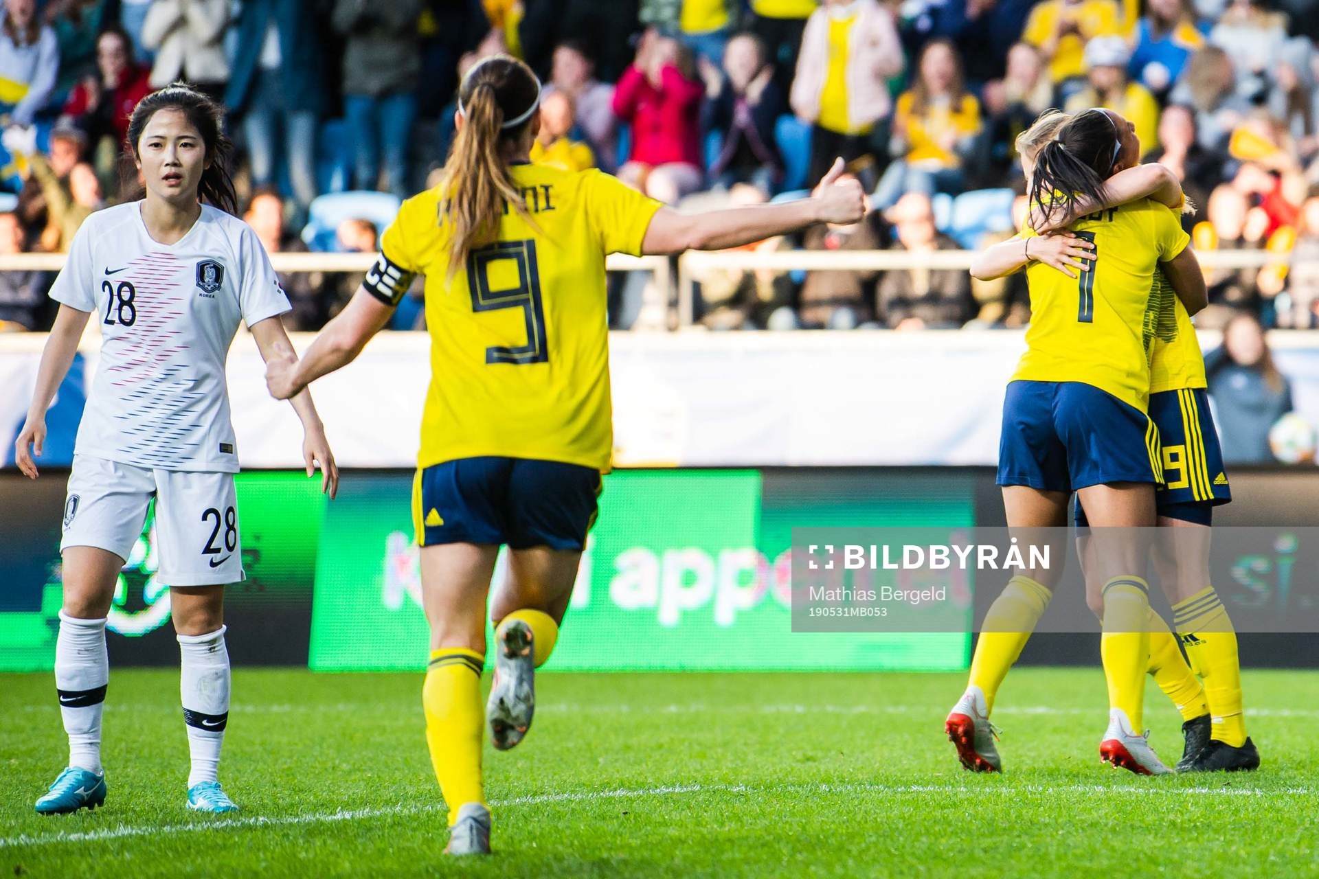 Kosovare Asllani, Madelen Janogy and Anna Anvegård of