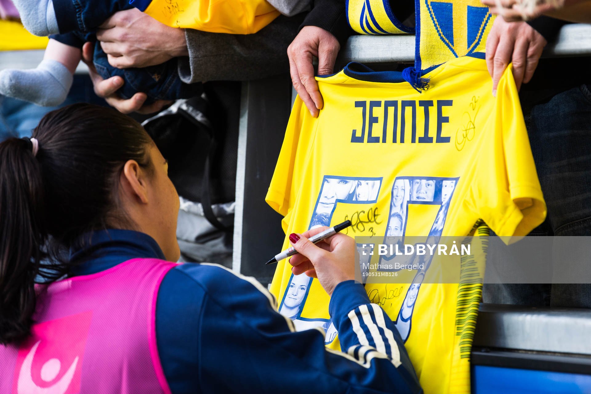 Goalkeeper Zecira Musovic of Sweden signs a jersey