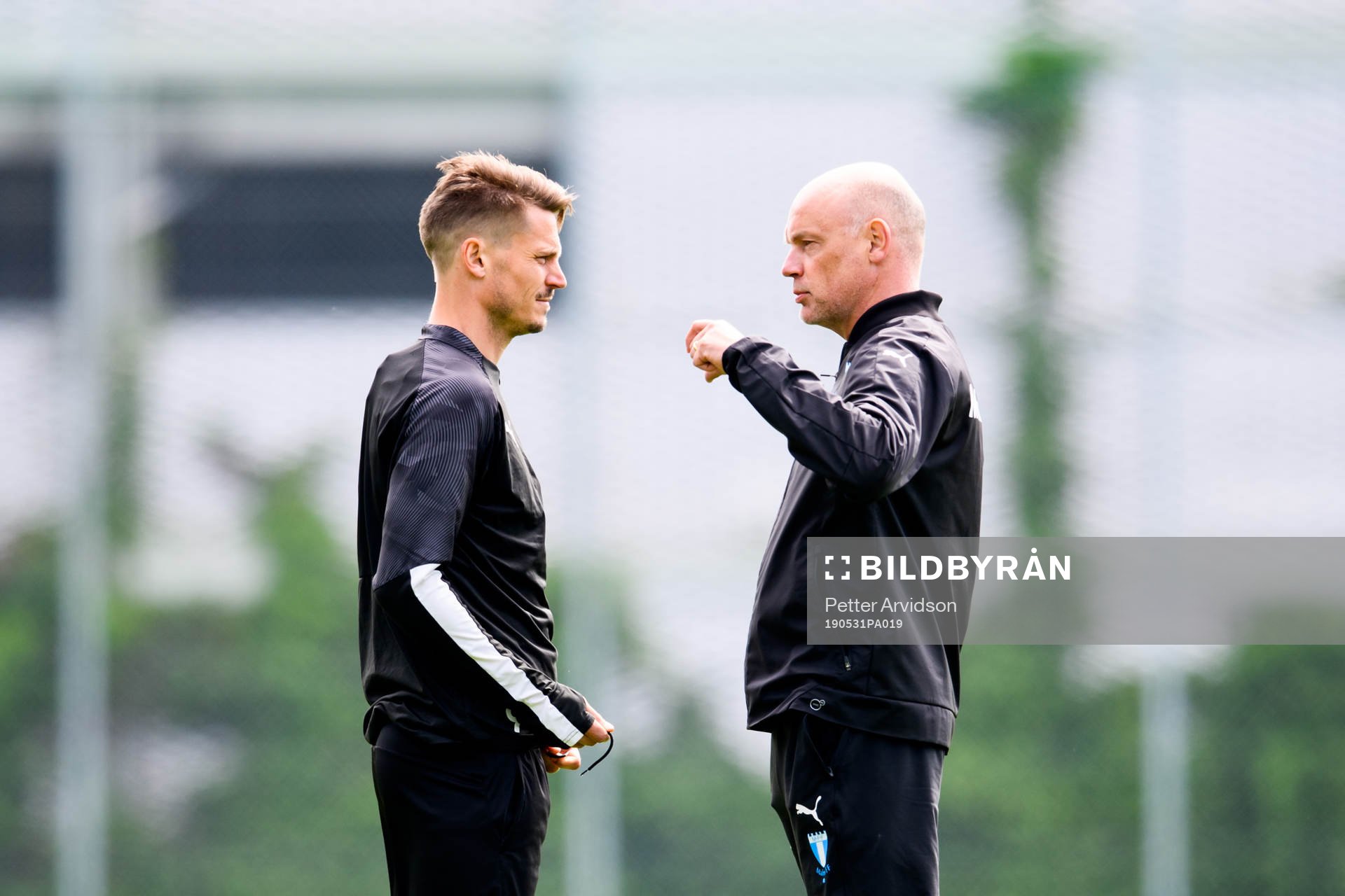 Markus Rosenberg i samtal med tränare Uwe Rösler