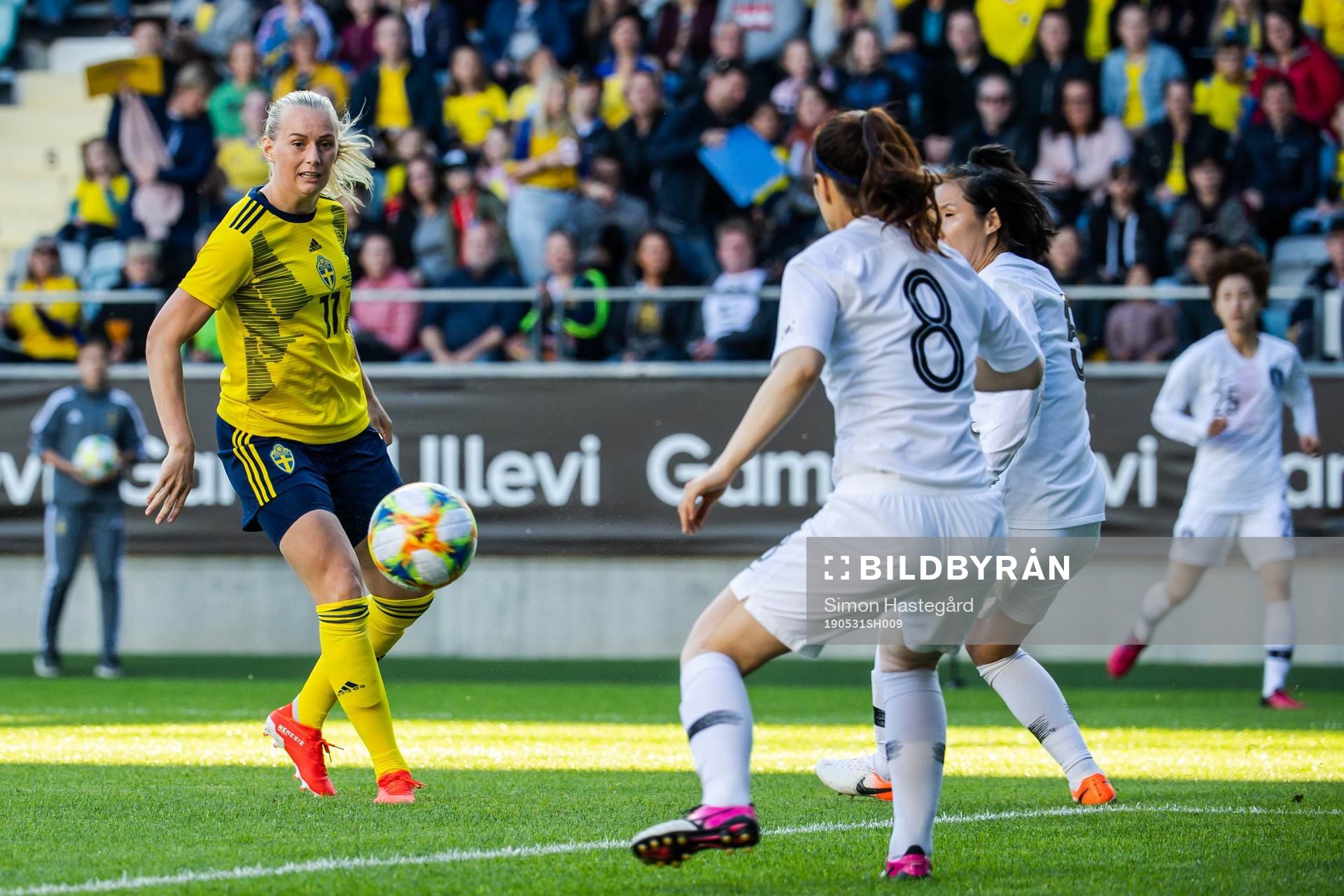 Stina Blackstenius of Sweden