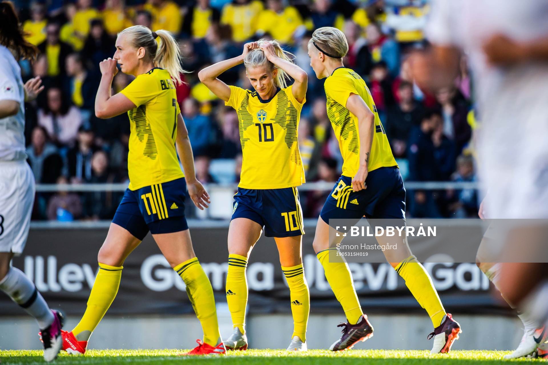 Stina Blackstenius, Sofia Jakobsson and Lina Hurtig of