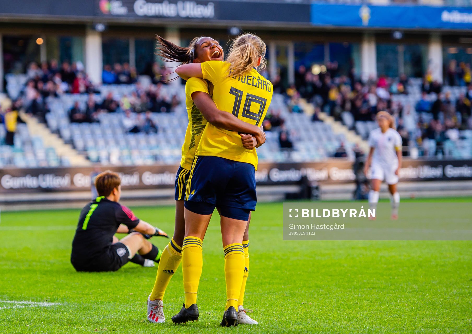 Madelen Janogy of Sweden celebrates the 1-0 goal with Anna Anvegård during the women’s international friendly football match between Sweden and South Korea on May 31, 2019 in Gothenburg.