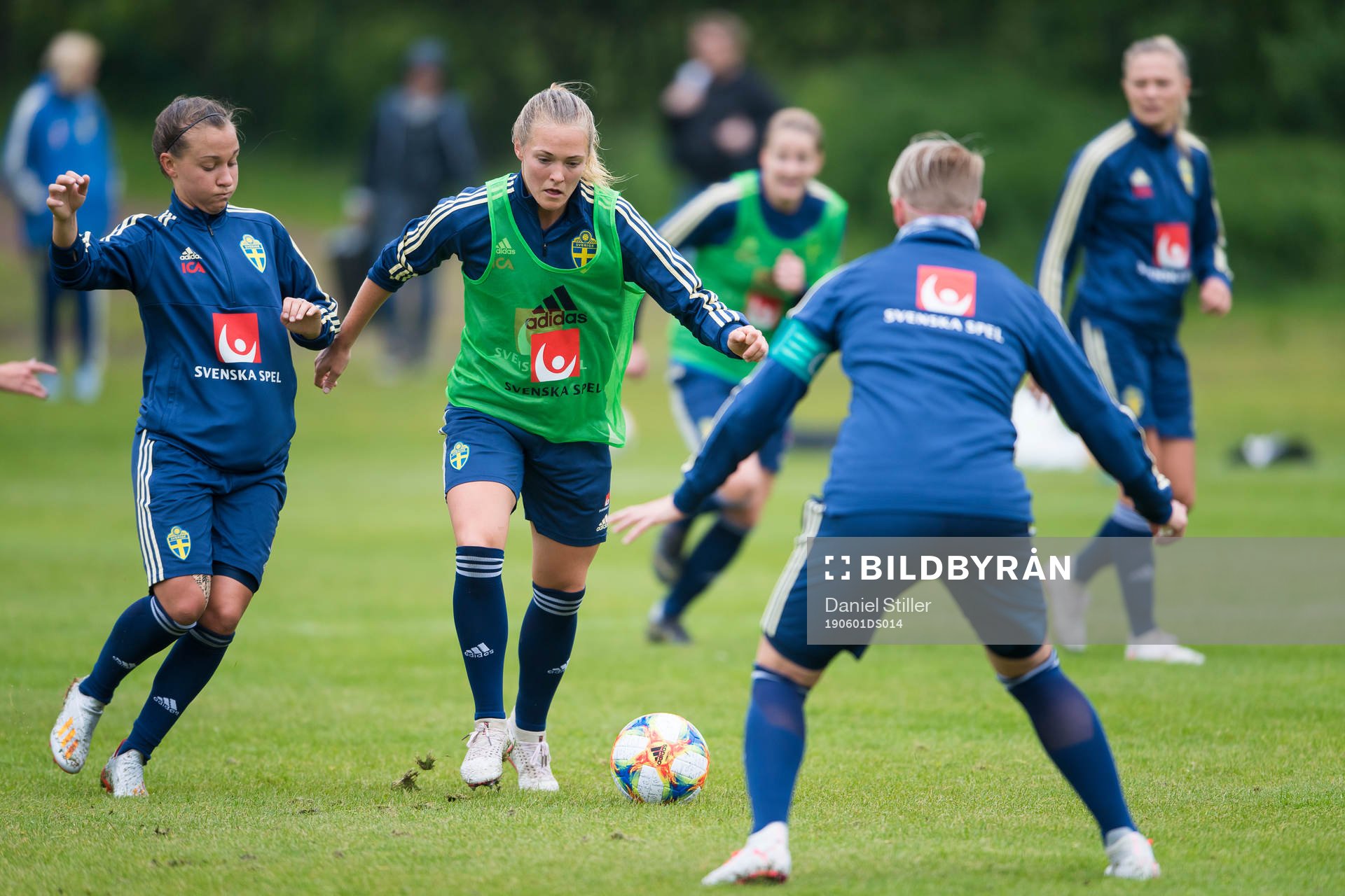 Julia Zigiotti Olme and Magdalena Eriksson  of Swedish
