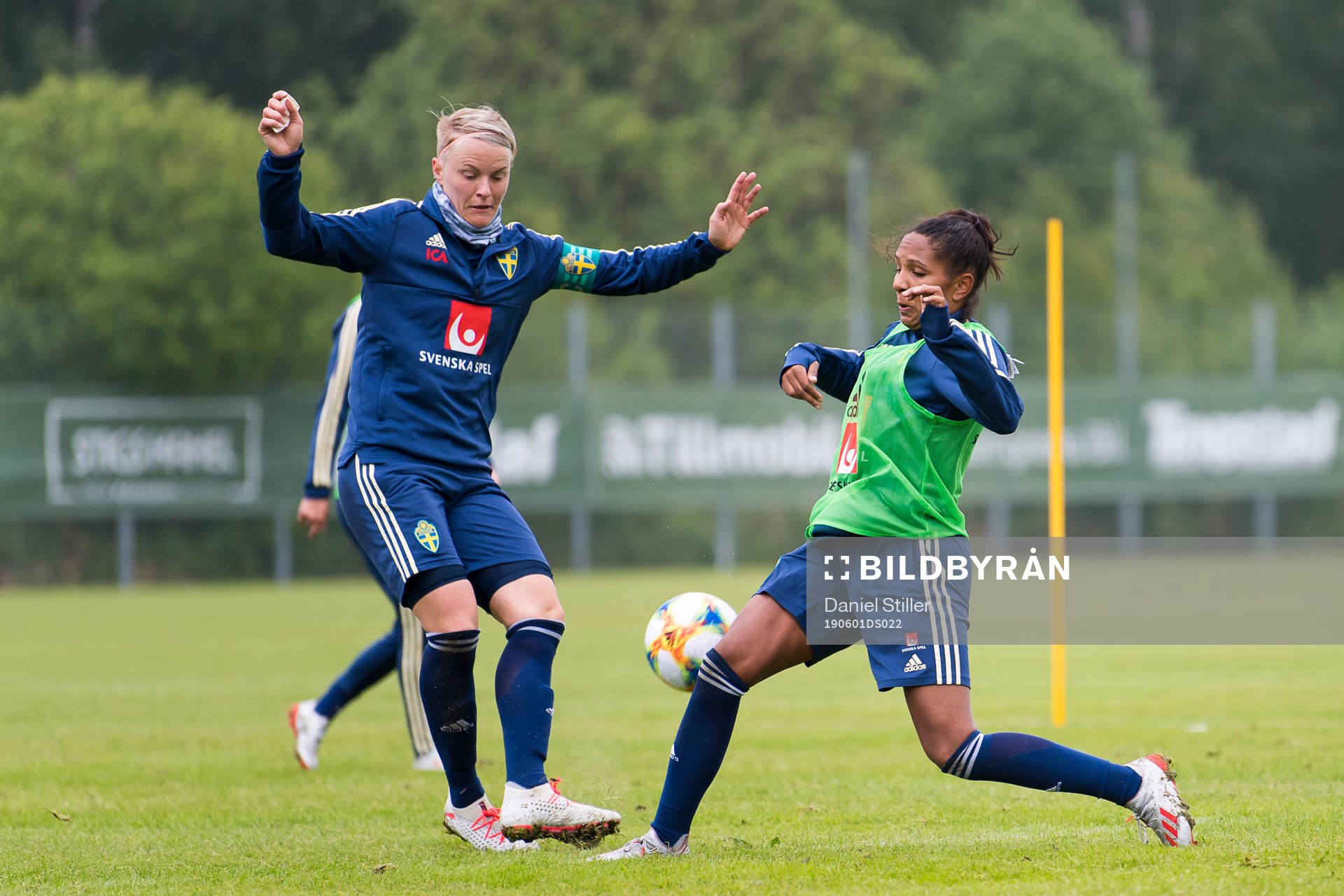 Nilla Fischer and Madelen Janogy of Swedish women national