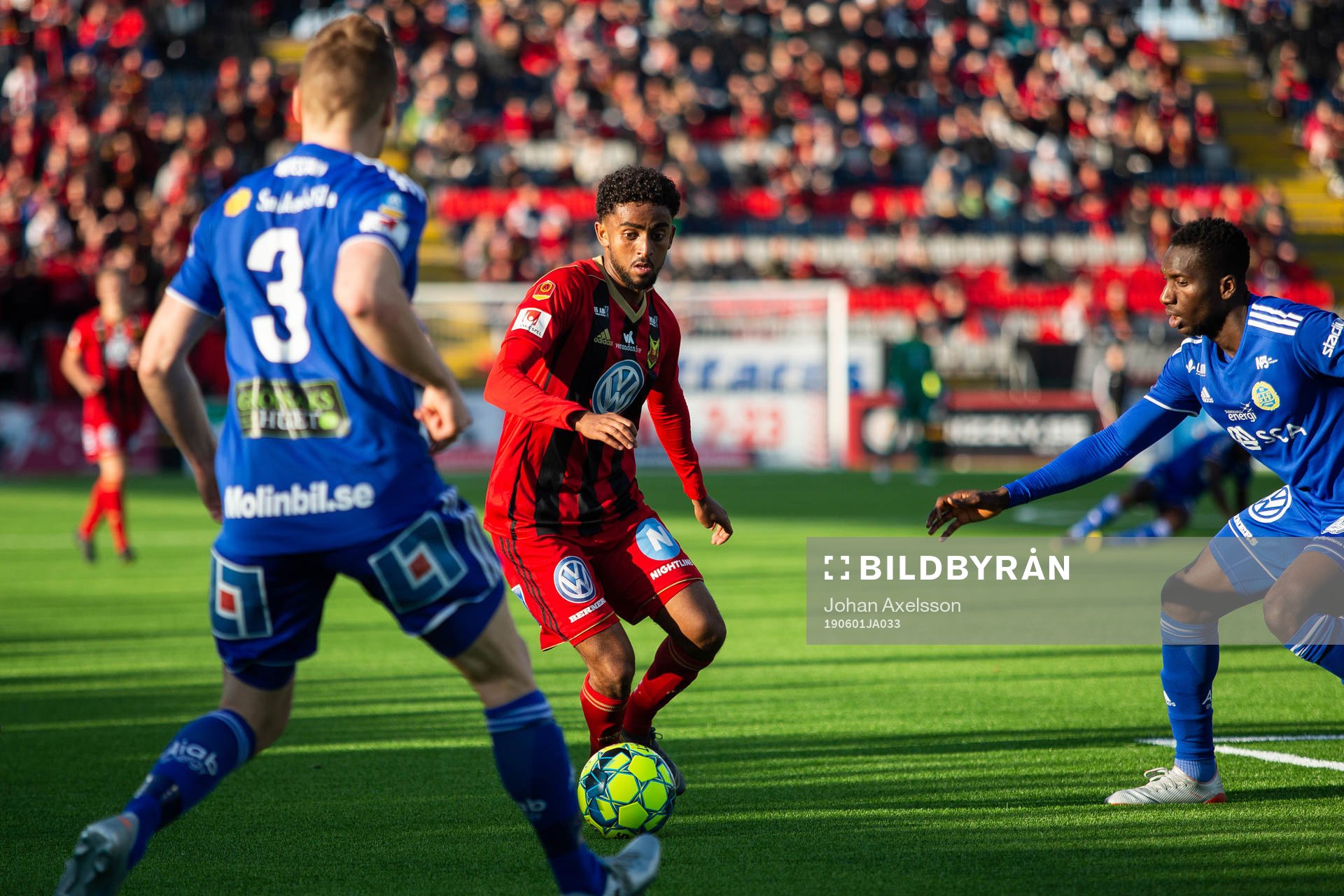 Östersunds Tesfaldet Tekie under fotbollsmatchen i Allsvenskan mellan Östersund och GIF Sundsvall den 1 Juni 2019 i Östersund.