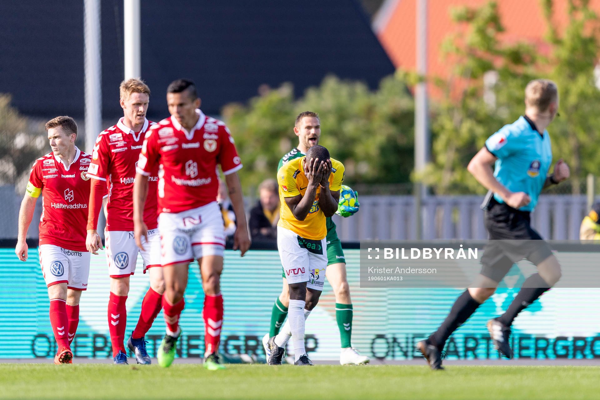 Falkenbergs Nsima Peter deppar