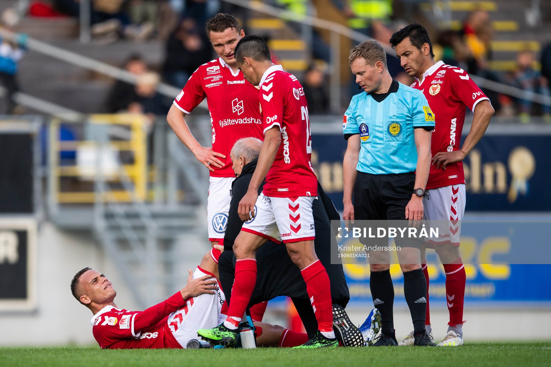 Kalmars Rafael Gimenes Da Silva ligger ner skadad