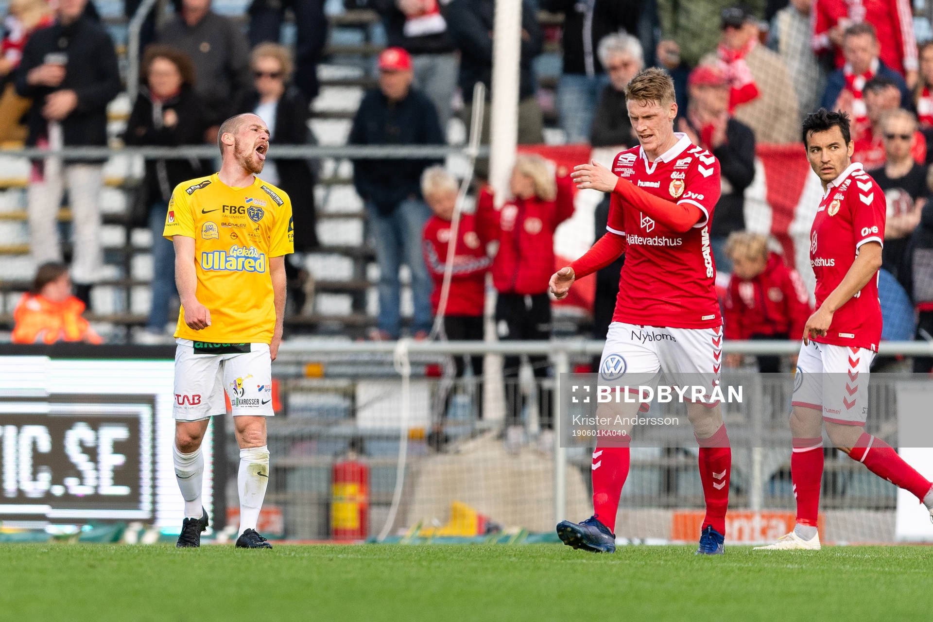 Falkenbergs Christoffer Carlsson reagerar