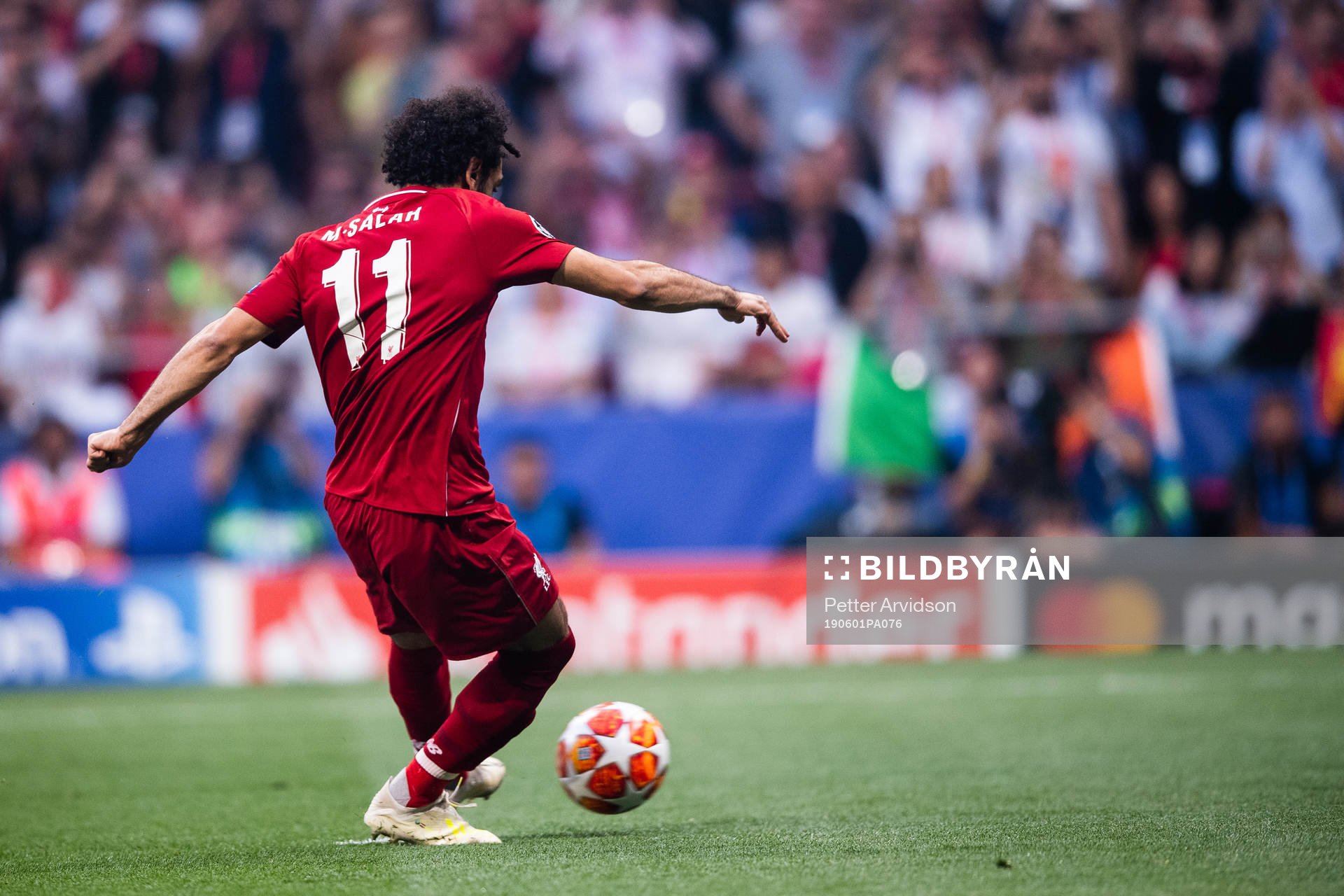 Mohamed Salah of Liverpool scores 0-1