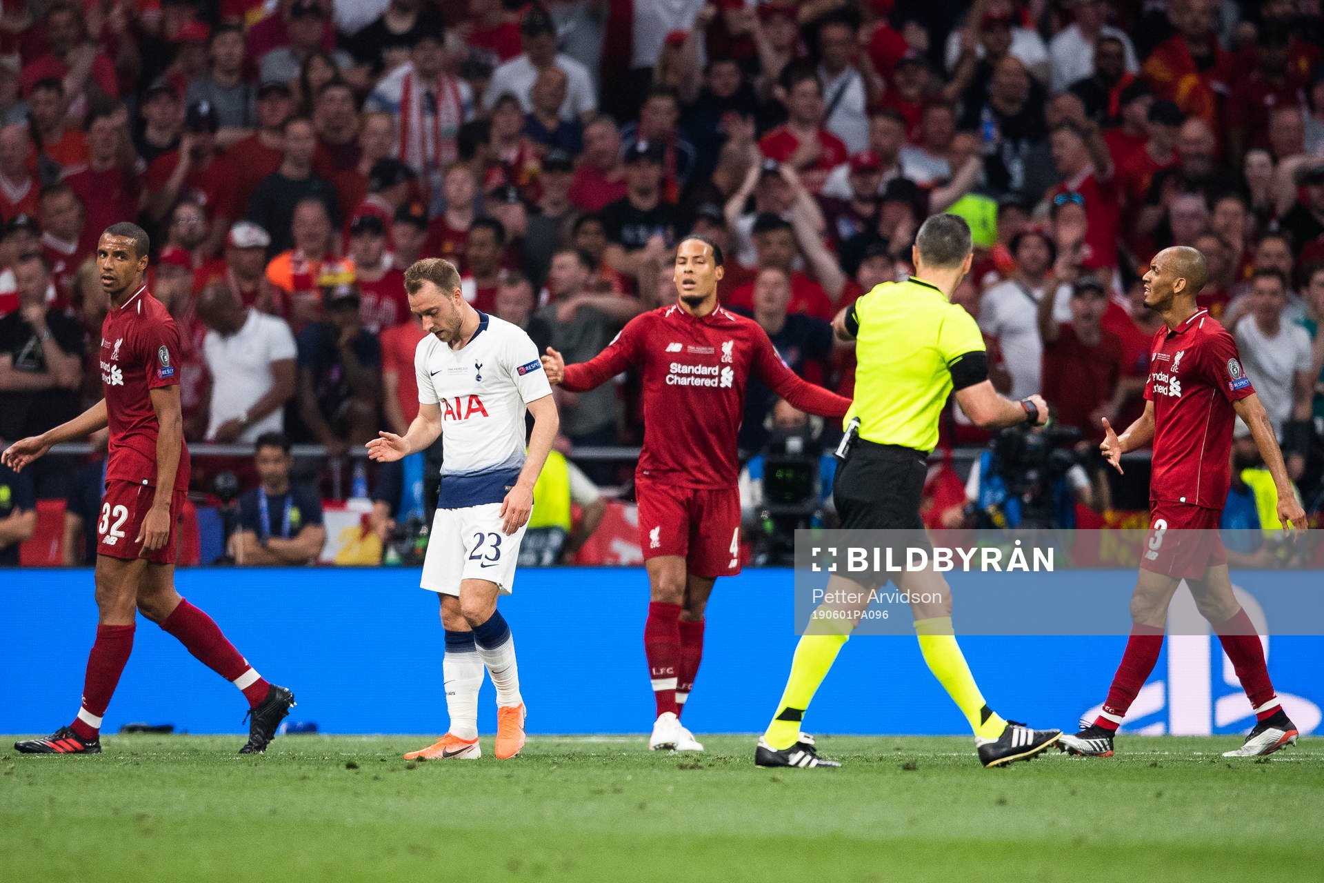 Christian Eriksen of Tottenham looks dejected