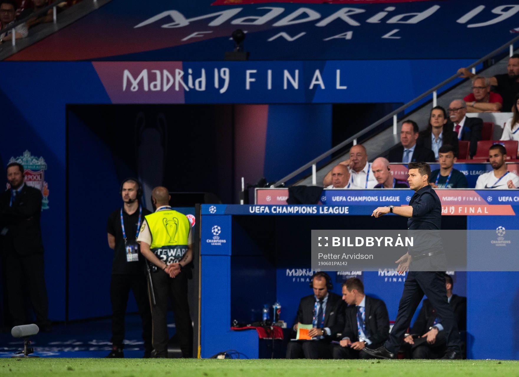 Head coach Mauricio Pochettino of Tottenham