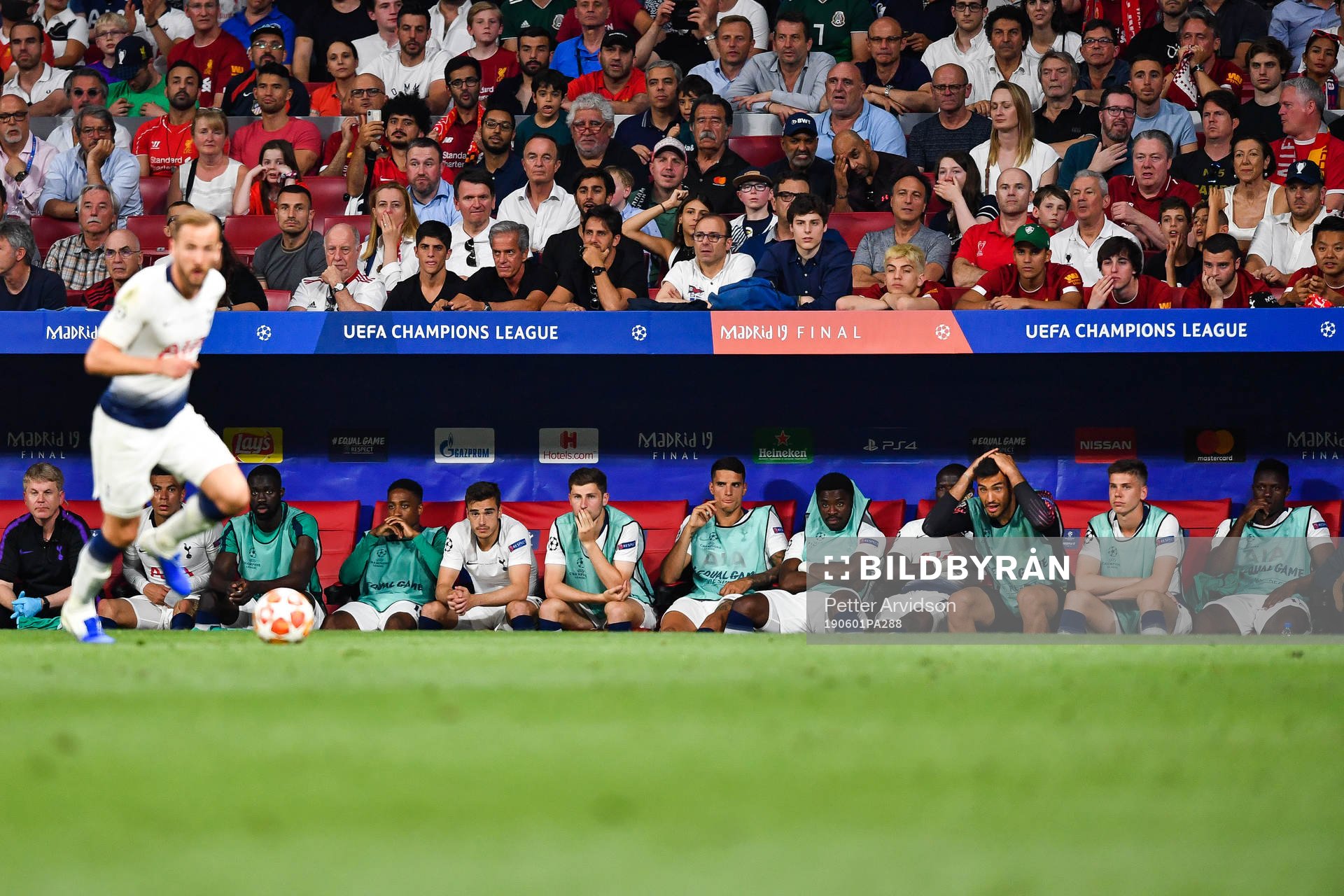 Playes of Tottenham look dejected