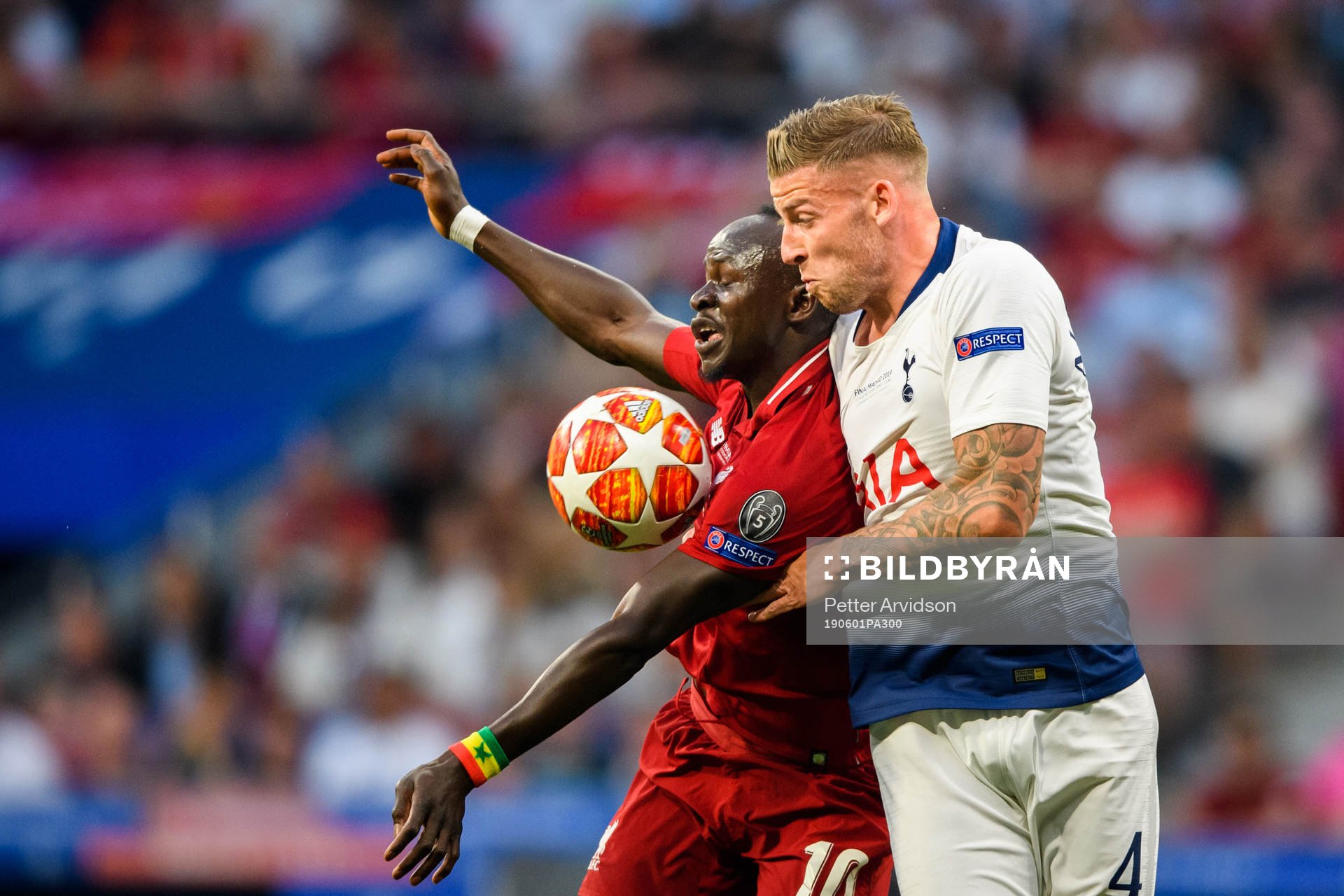 Sadio Mane of Liverpool and Toby Alderweireld of Tottenham