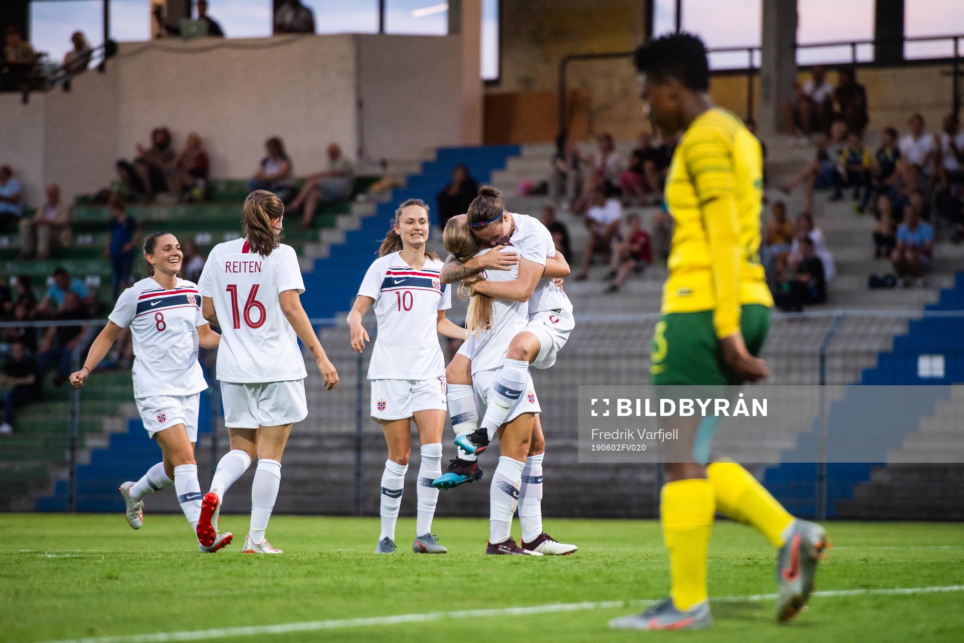 Lisa-Marie Karlseng Utland of Norway celebrate with team