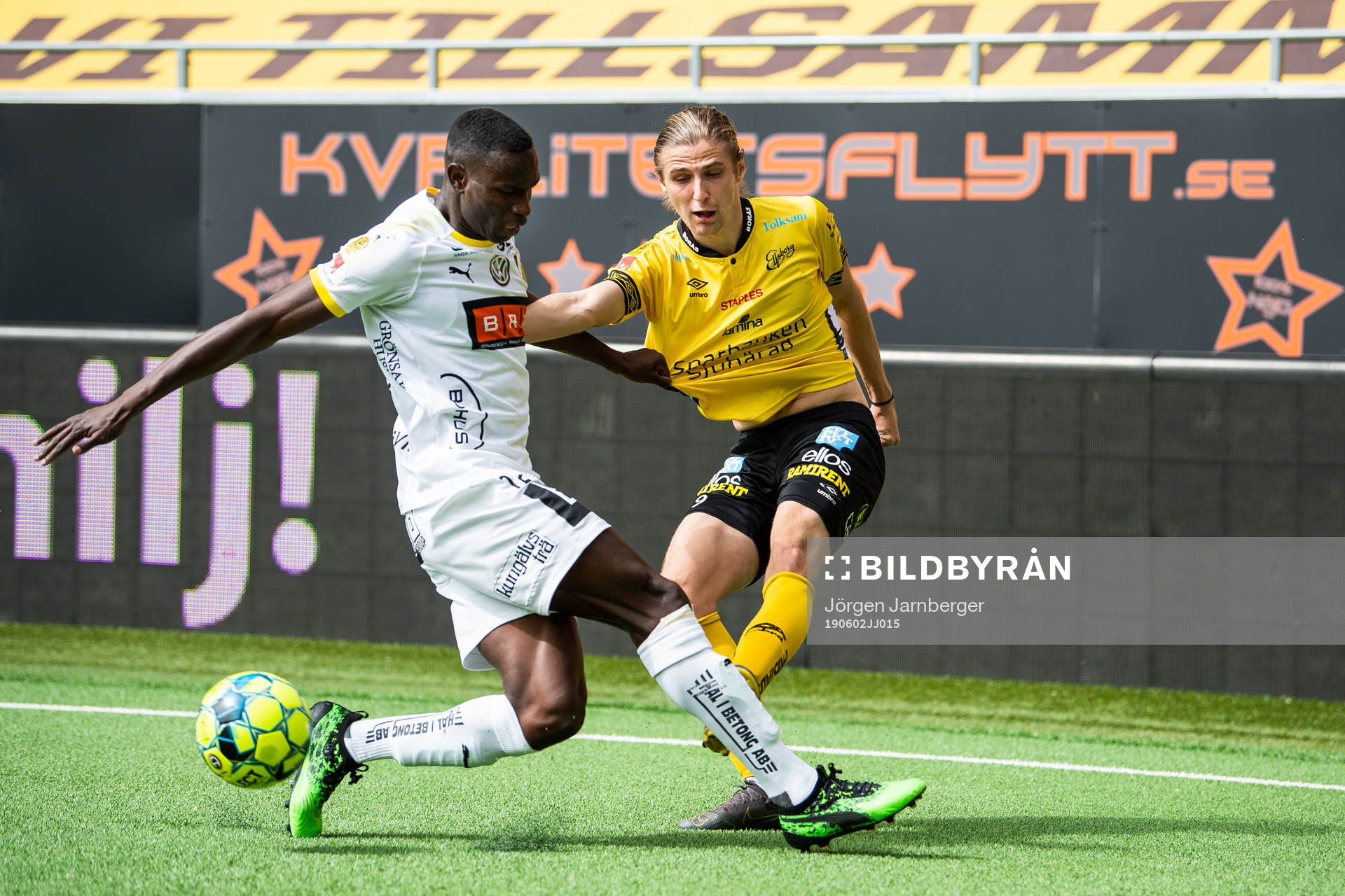 Elfsborgs Pawel Cibicki och Häckens Godswill Ekpolo