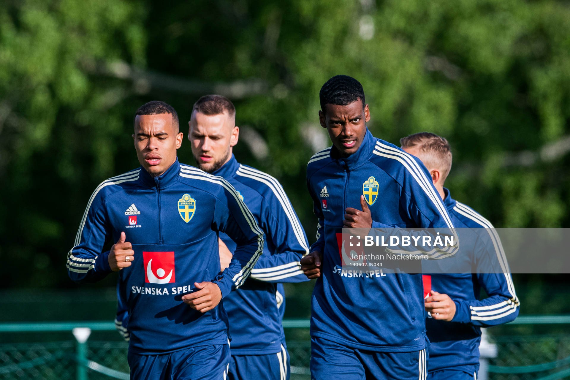 Alexander Isak and Robin Quaison of the Swedish national