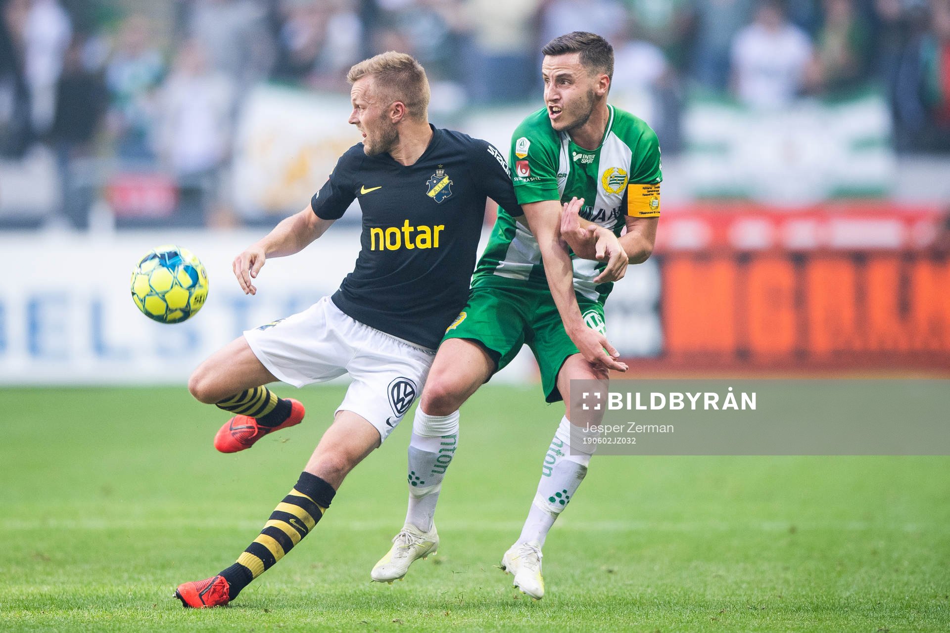 s Sebastian Larsson och Hammarbys Jeppe Andersen