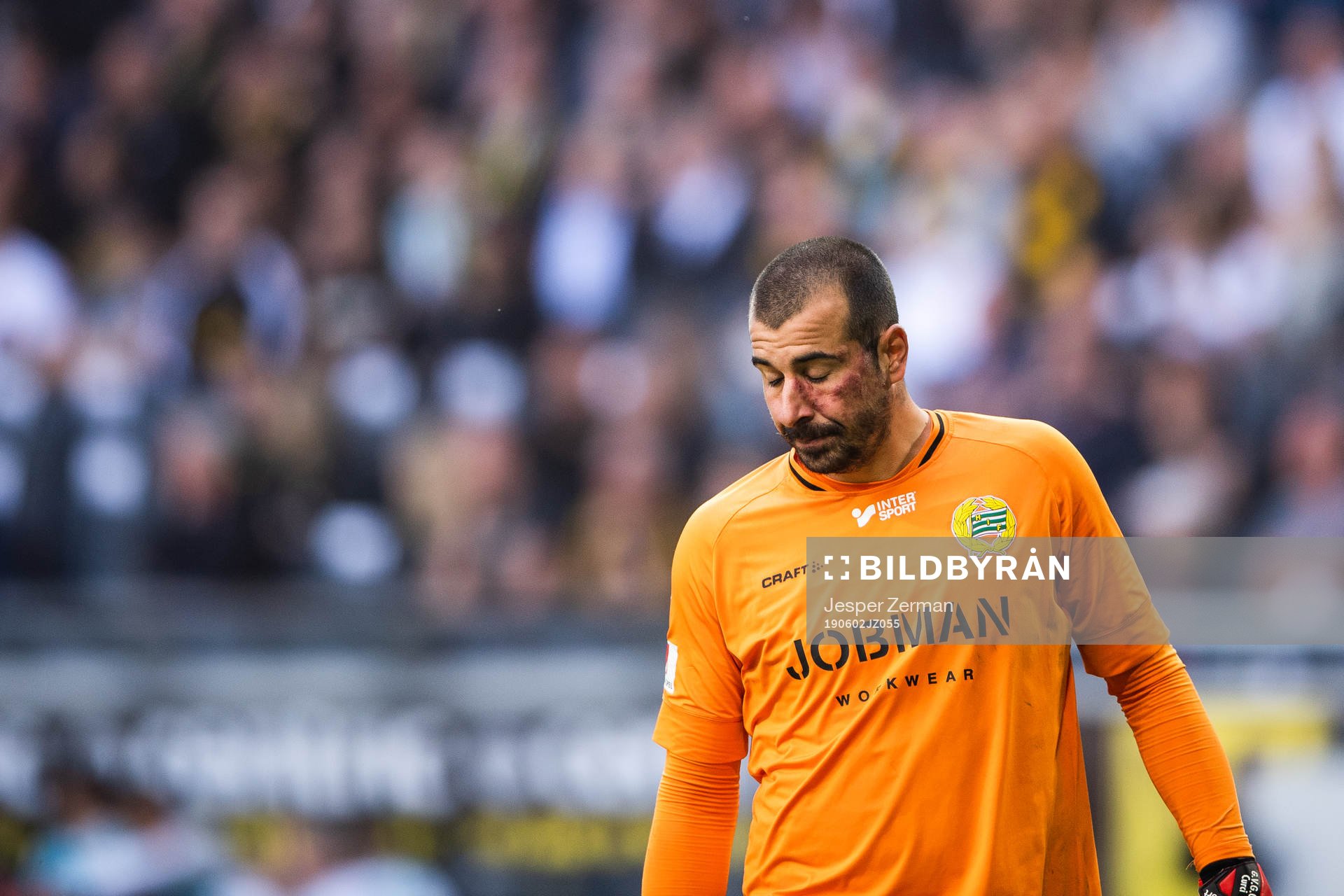 Hammarbys målvakt Gianluca Curci deppar