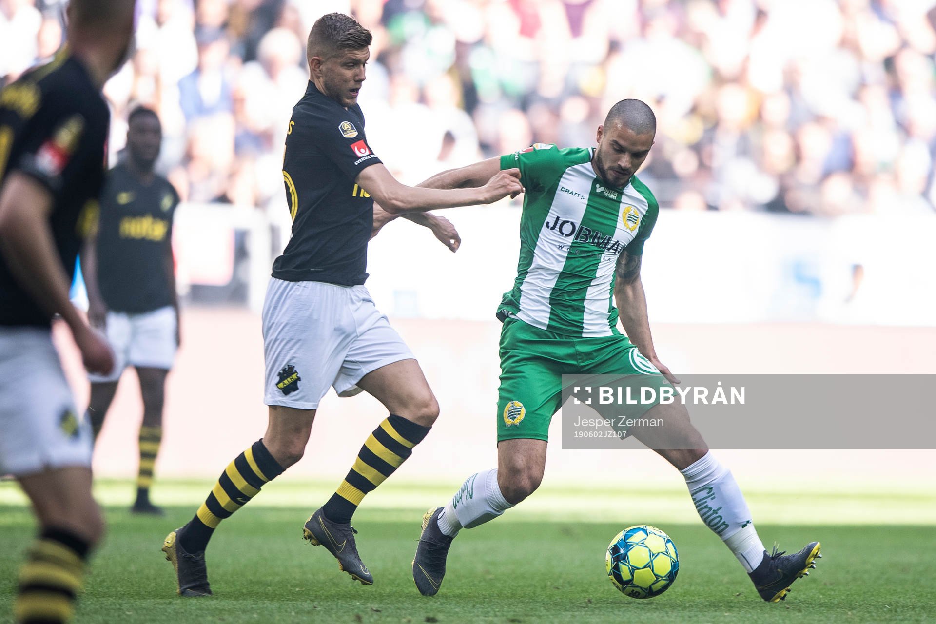 s Anton Saletros och Hammarbys Vladimir Rodic
