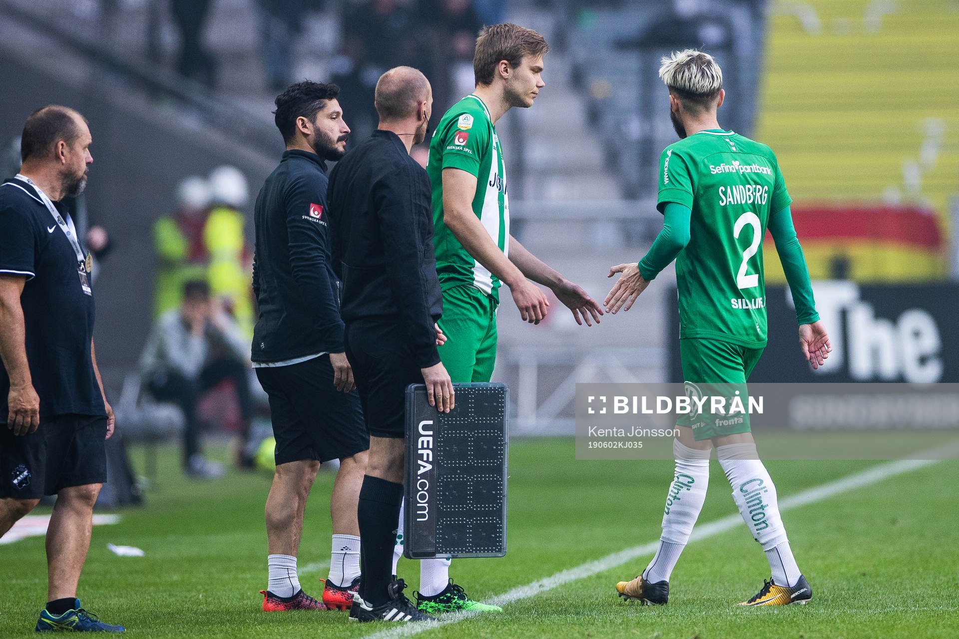 Hammarbys Simon Sandberg byts ut skadad mot Marcus Degerlund