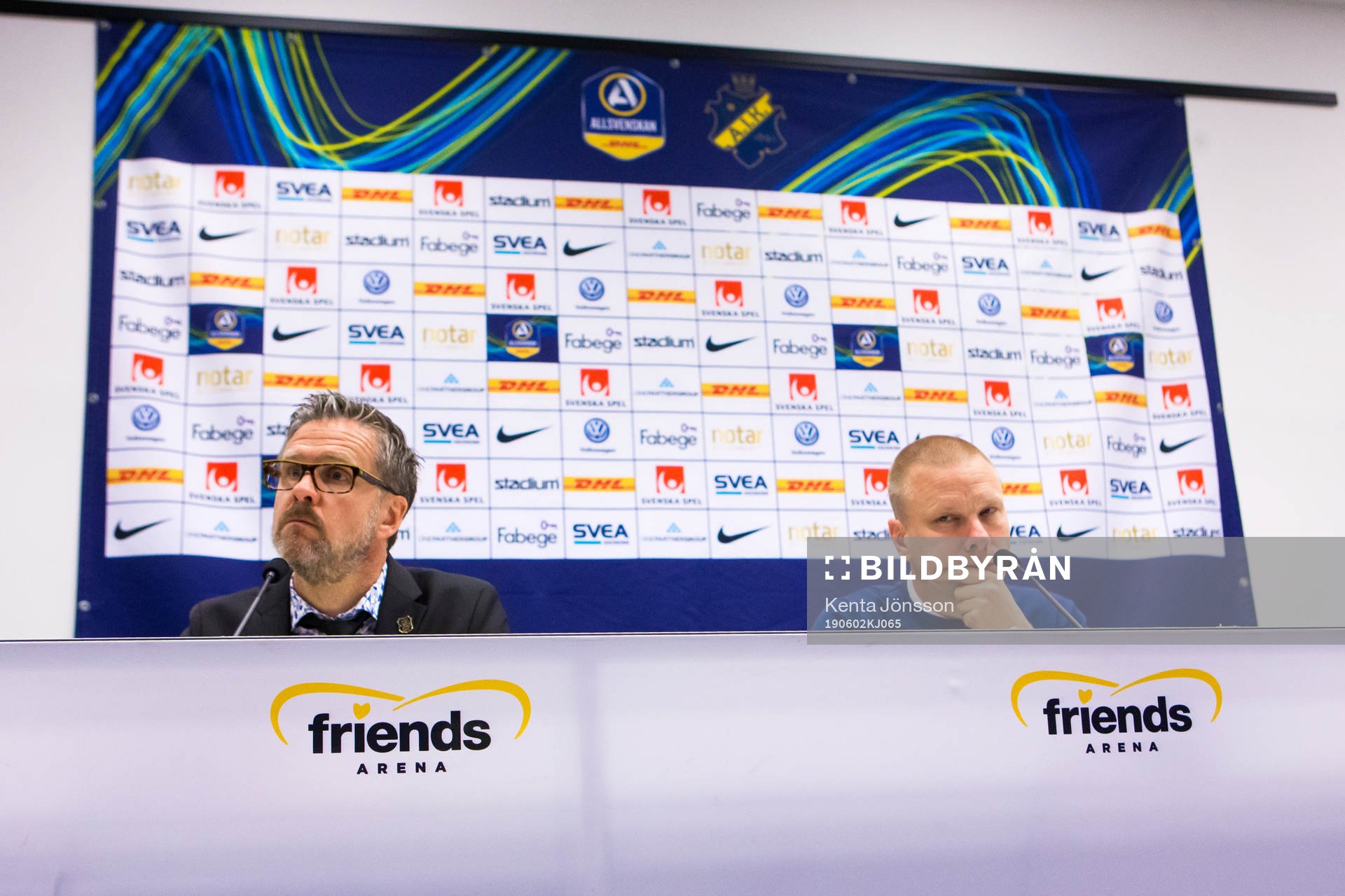s tränare Rikard Norling och Hammarbys tränare Stefan