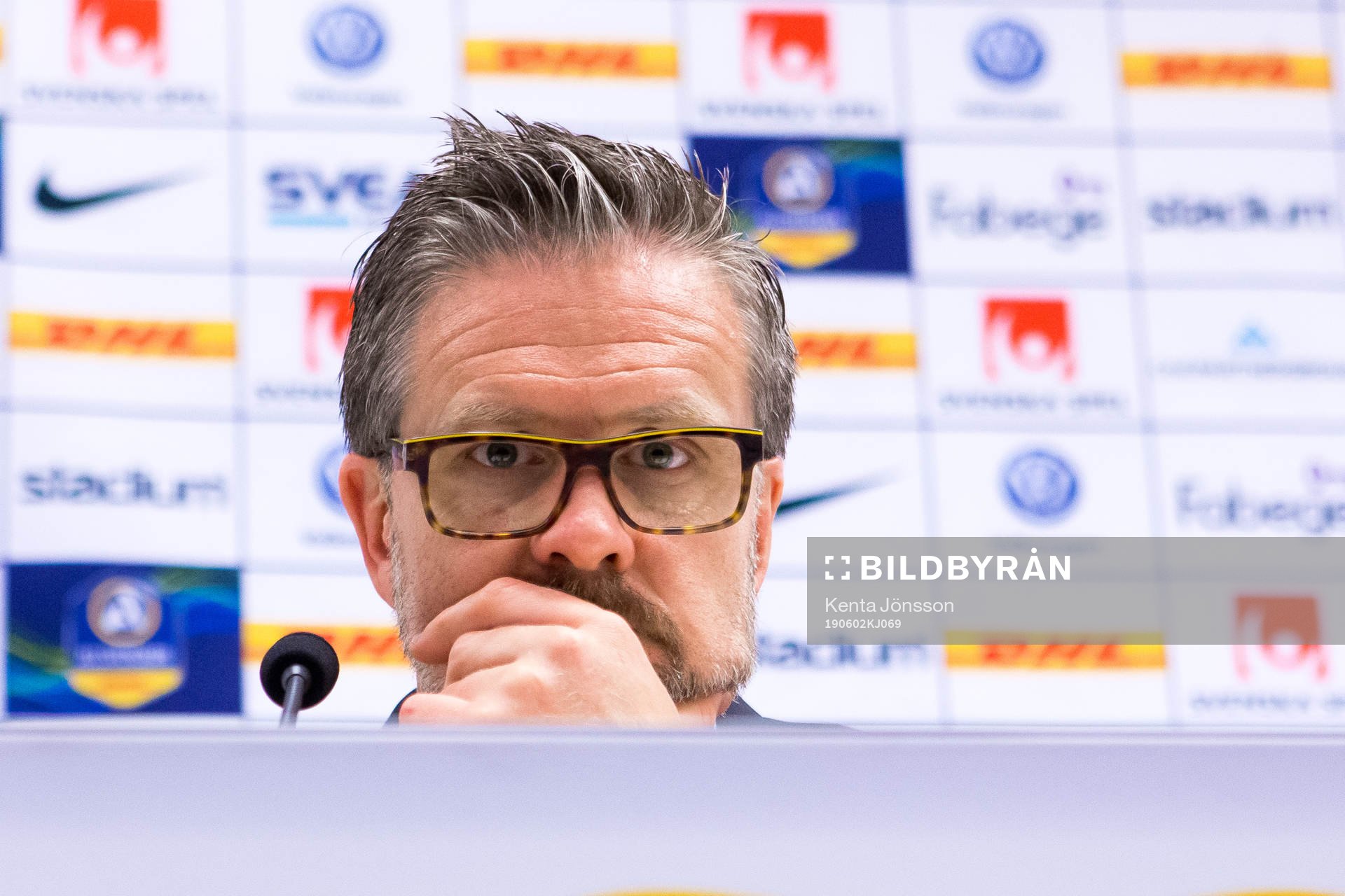 s tränare Rikard Norling på presskonferensen