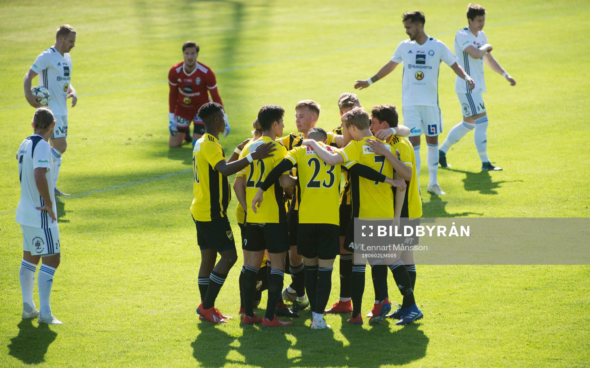 IFK Hässleholm jublar i matchen i division 2 mellan IFK