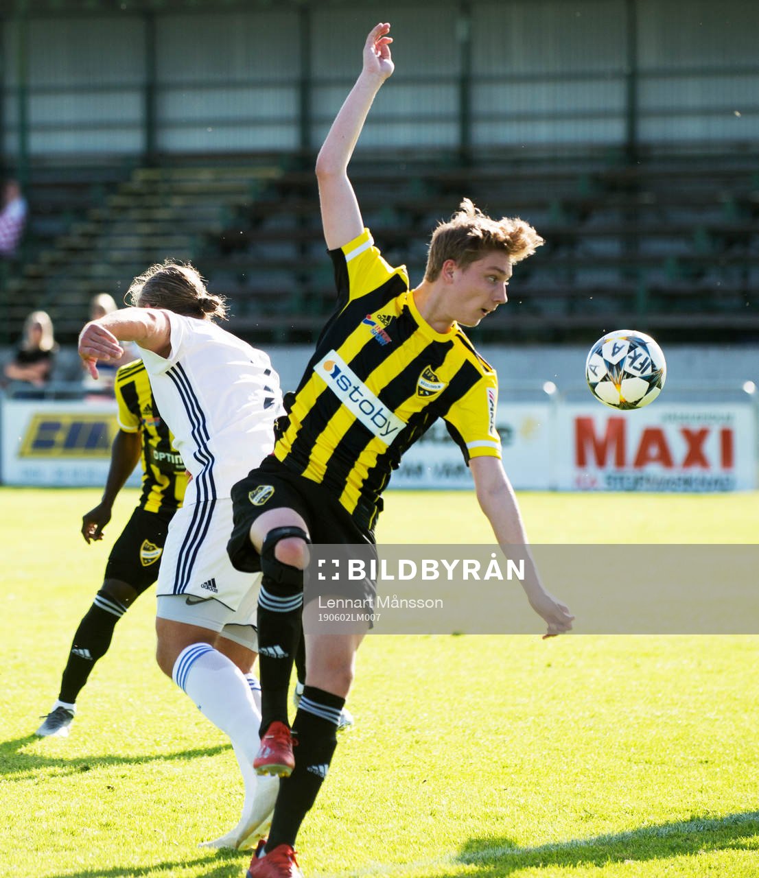 IFK Hässleholms Lucas Johnsson i matchen i division 2