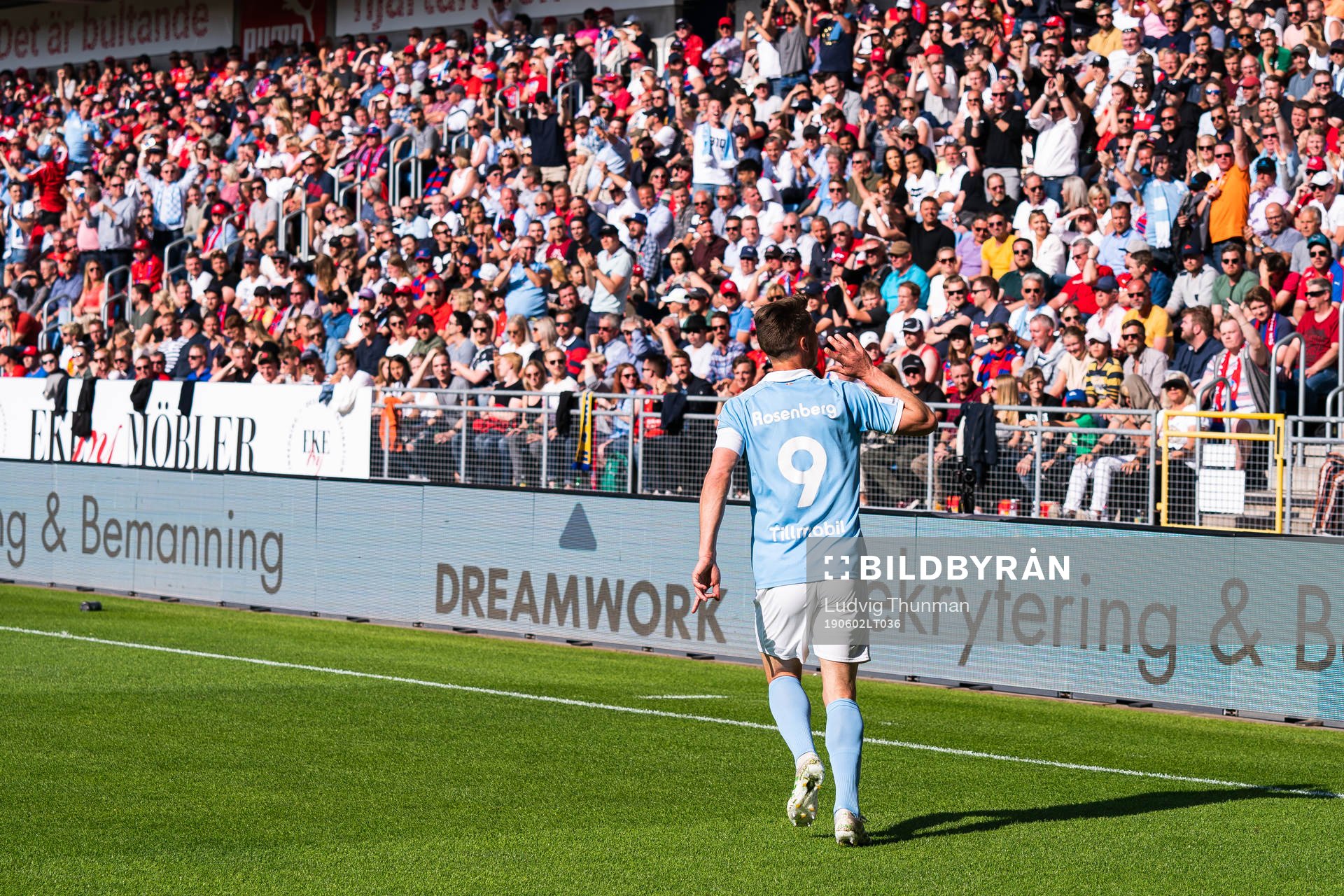 2 Malmö FFs Markus Rosenberg jublar