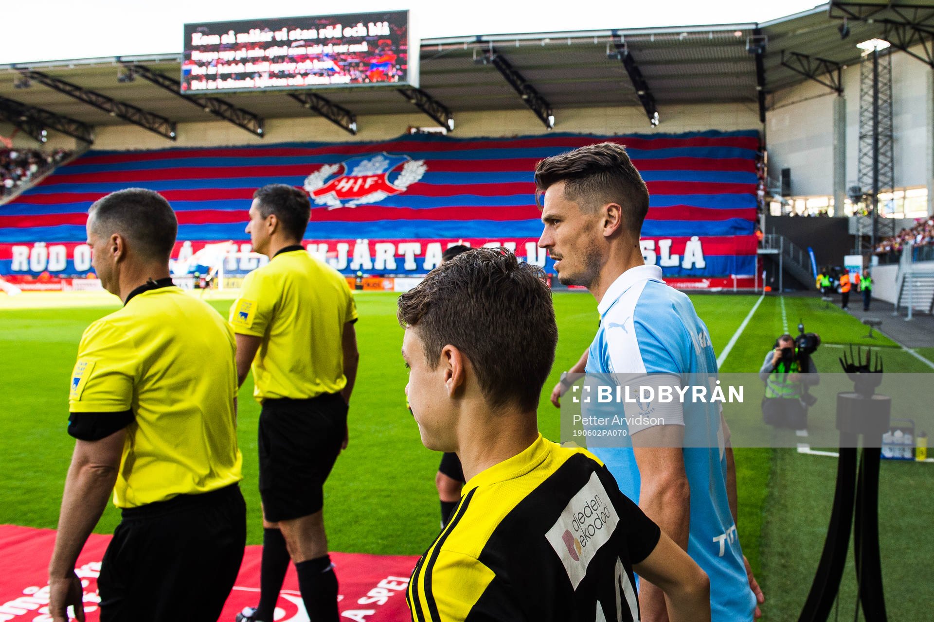 2 Malmö FFs Markus Rosenberg gör entré