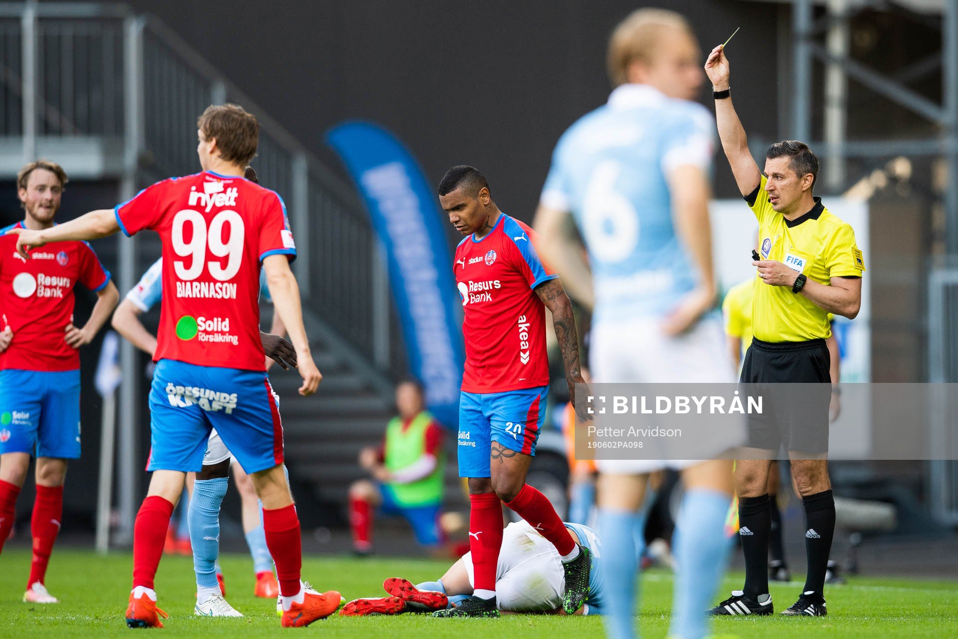 2 Helsingborgs Wanderson Do Carmo varnar domare Bojan
