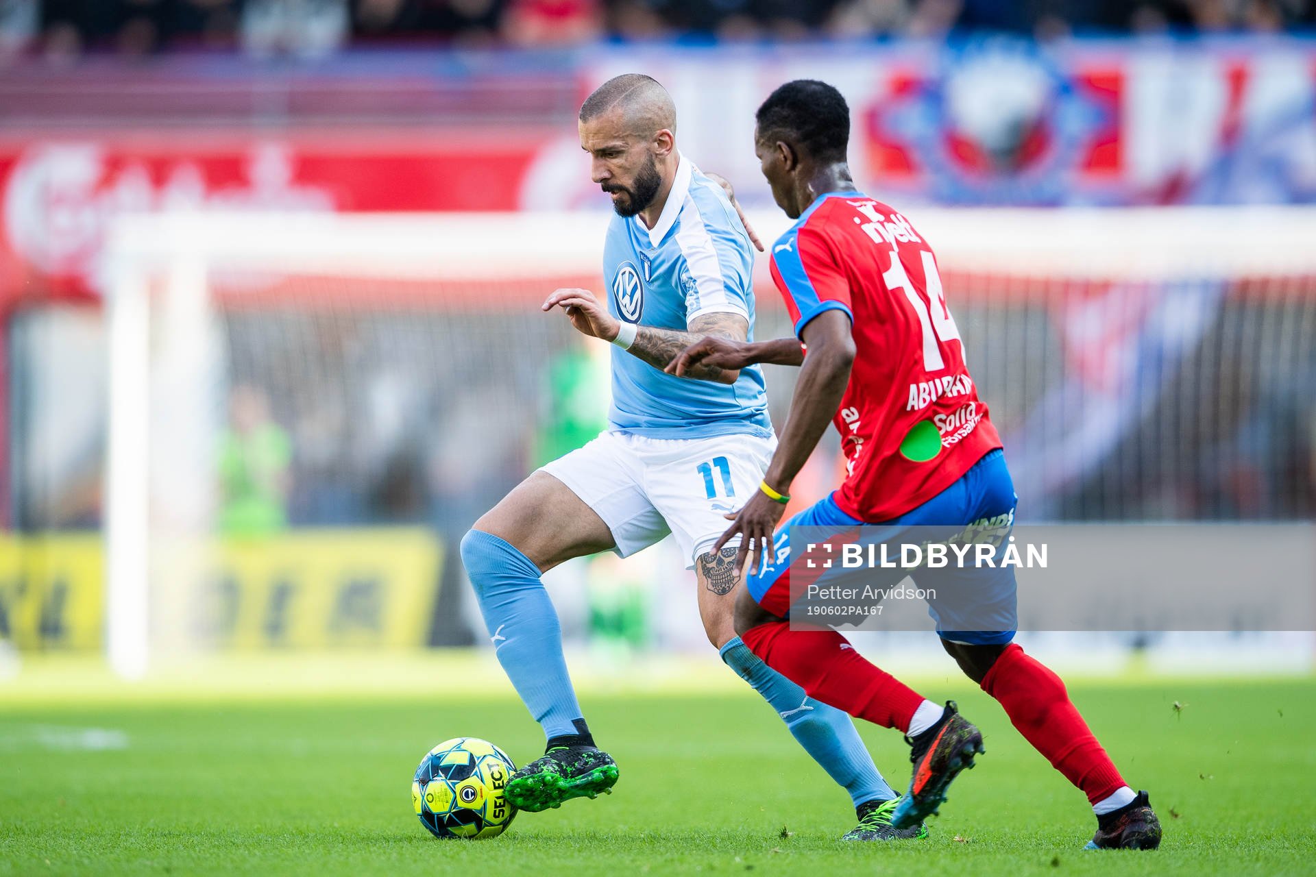 2 Malmö FFs Guillermo Molins och Helsingborgs Mohammed