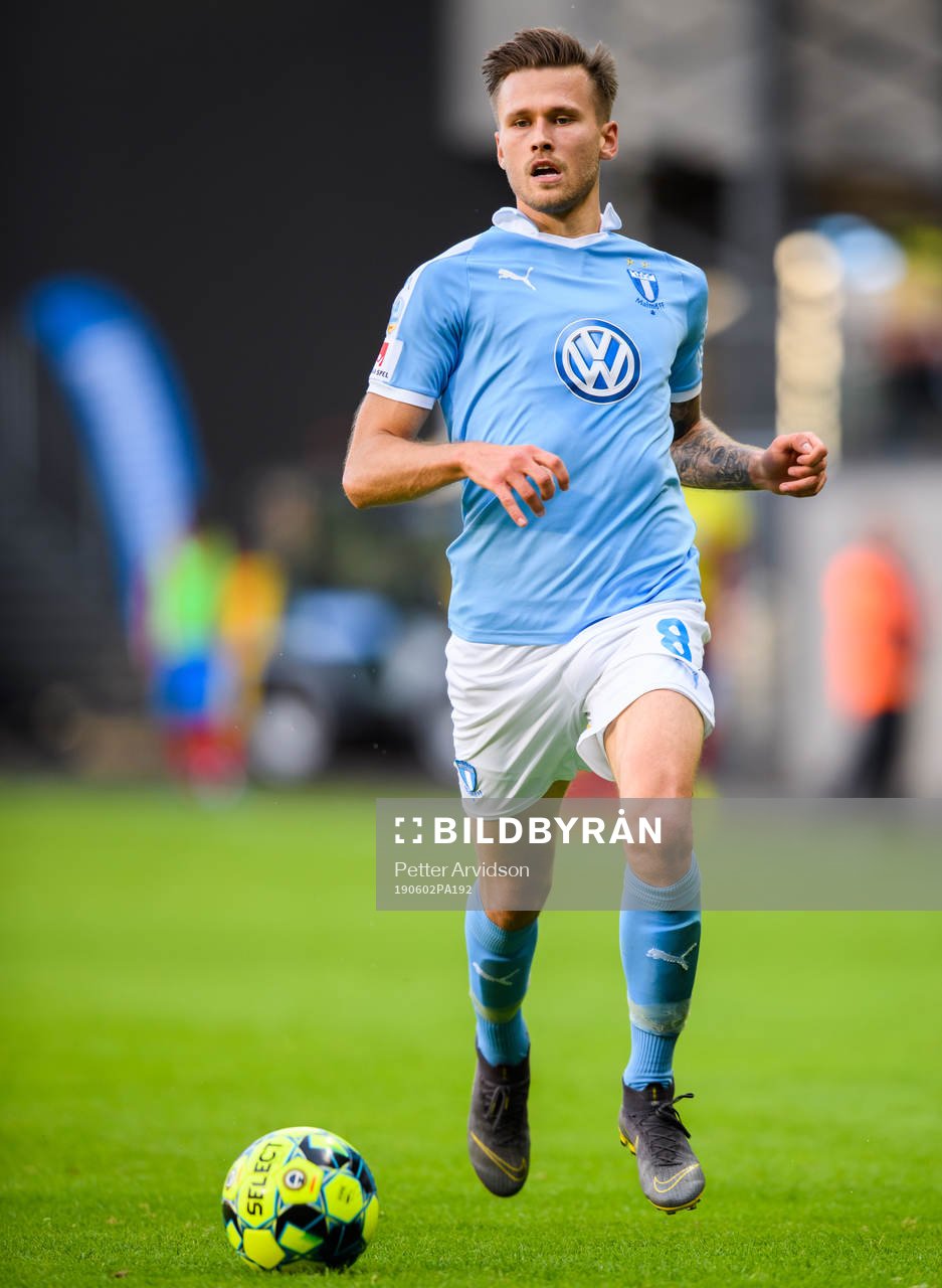 2 Malmö FFs Arnór Traustason