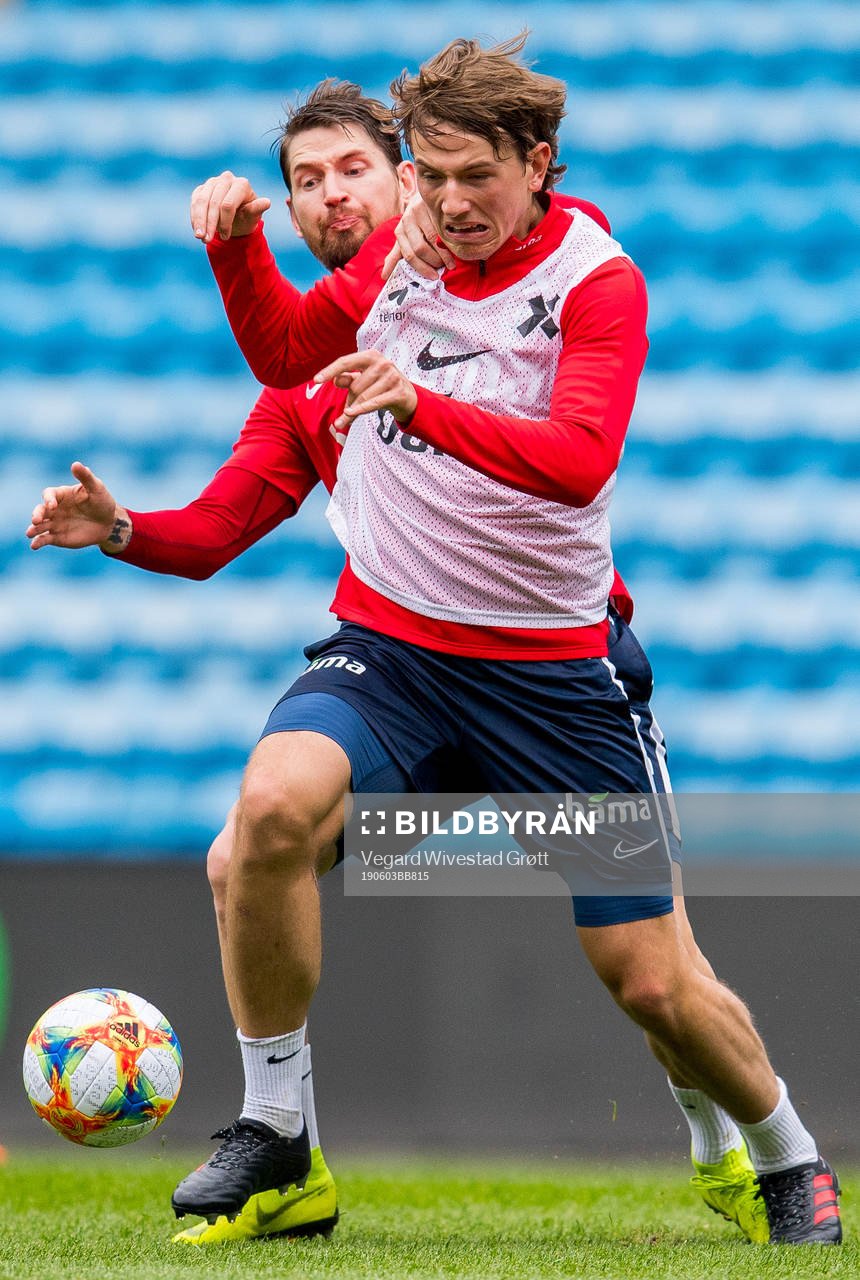Stefan Strandberg and Sander Berge of Norway