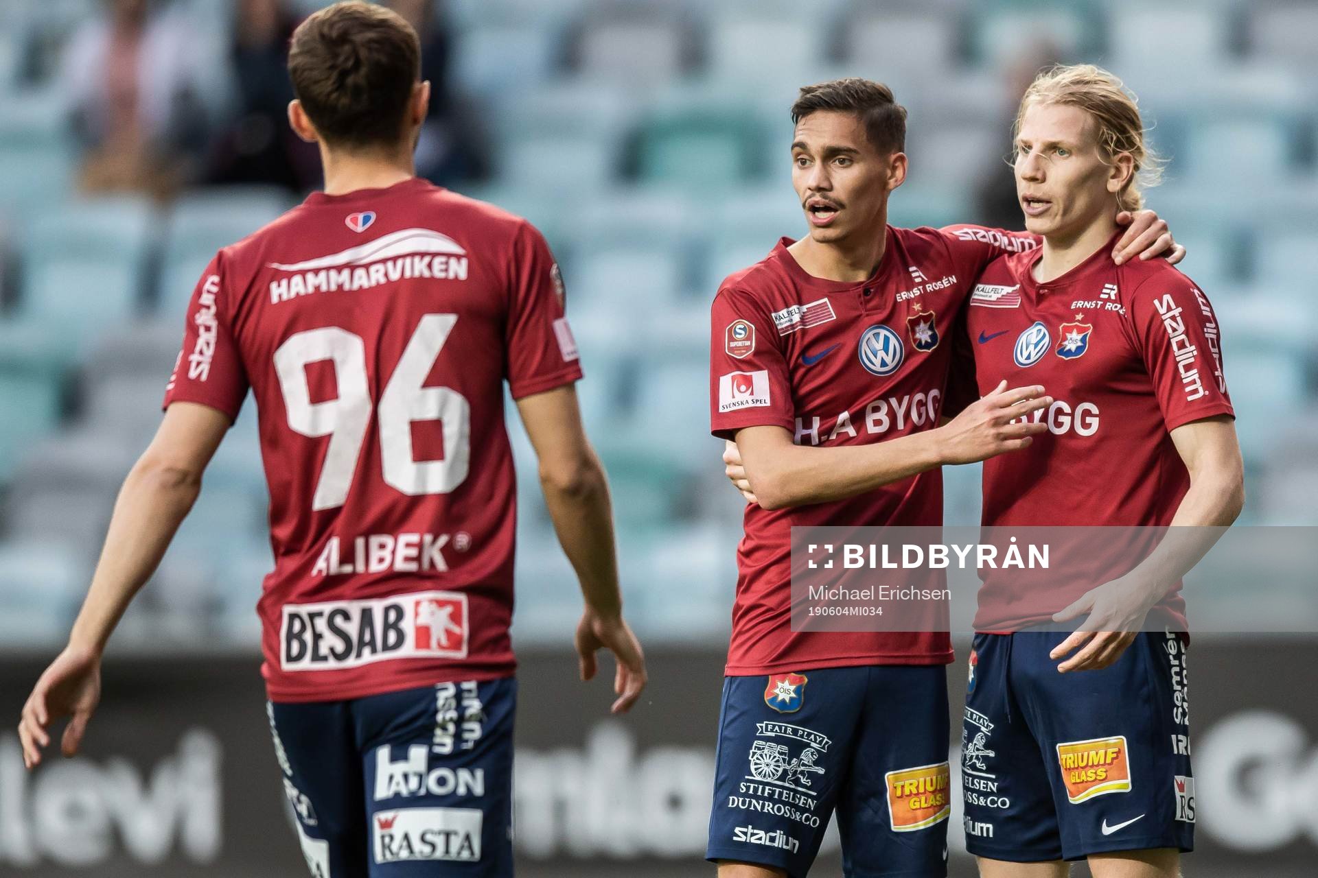 Örgrytes Fredrik Zanjanchi jublar med Gustav Ludwigson efter 2-0 under fotbollsmatchen i Superettan mellan Örgryte och Syrianska den 4 juni 2019 i Göteborg.