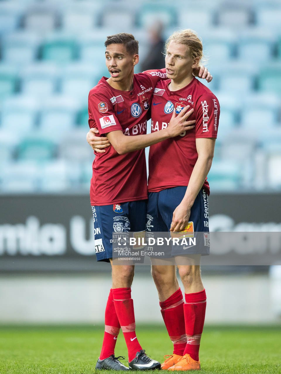 Örgrytes Fredrik Zanjanchi jublar ihop med Gustav Ludwigson efter sitt 2-0 mål under fotbollsmatchen i Superettan mellan Örgryte och Syrianska den 4 juni 2019 i Göteborg.