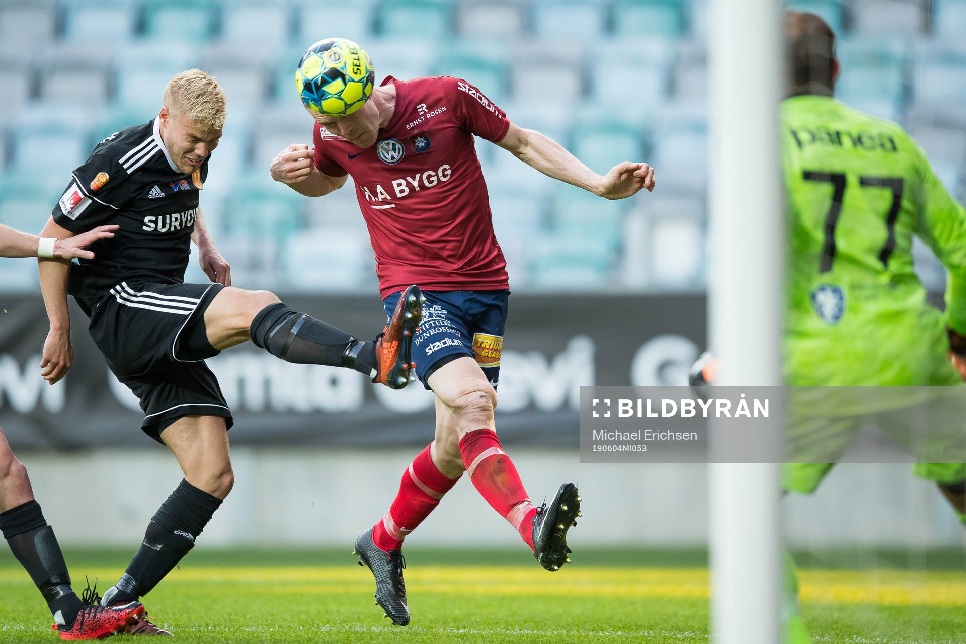 Örgrytes David Engström med en målchans