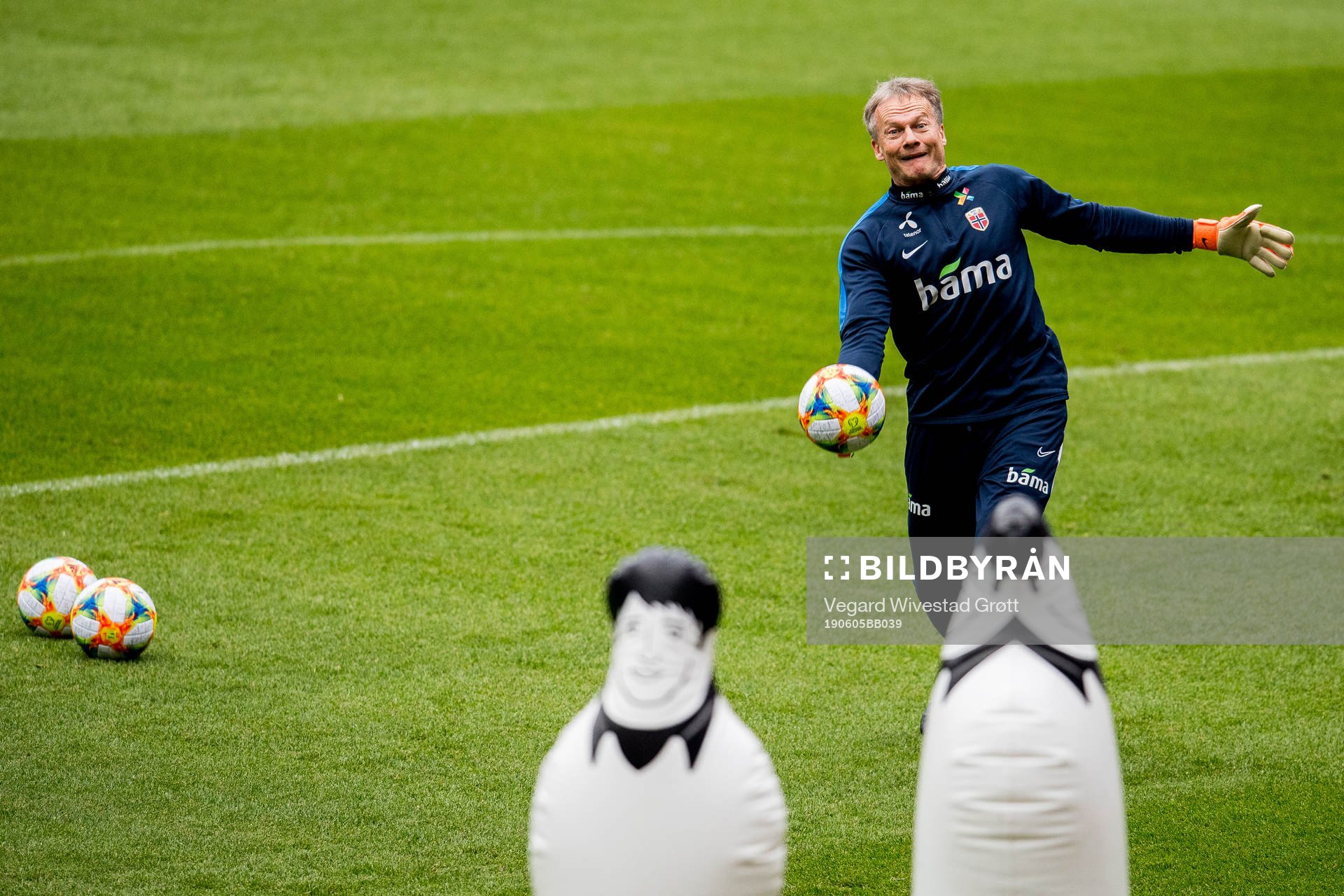 Frode Grodås, goalkeeper coach of Norway