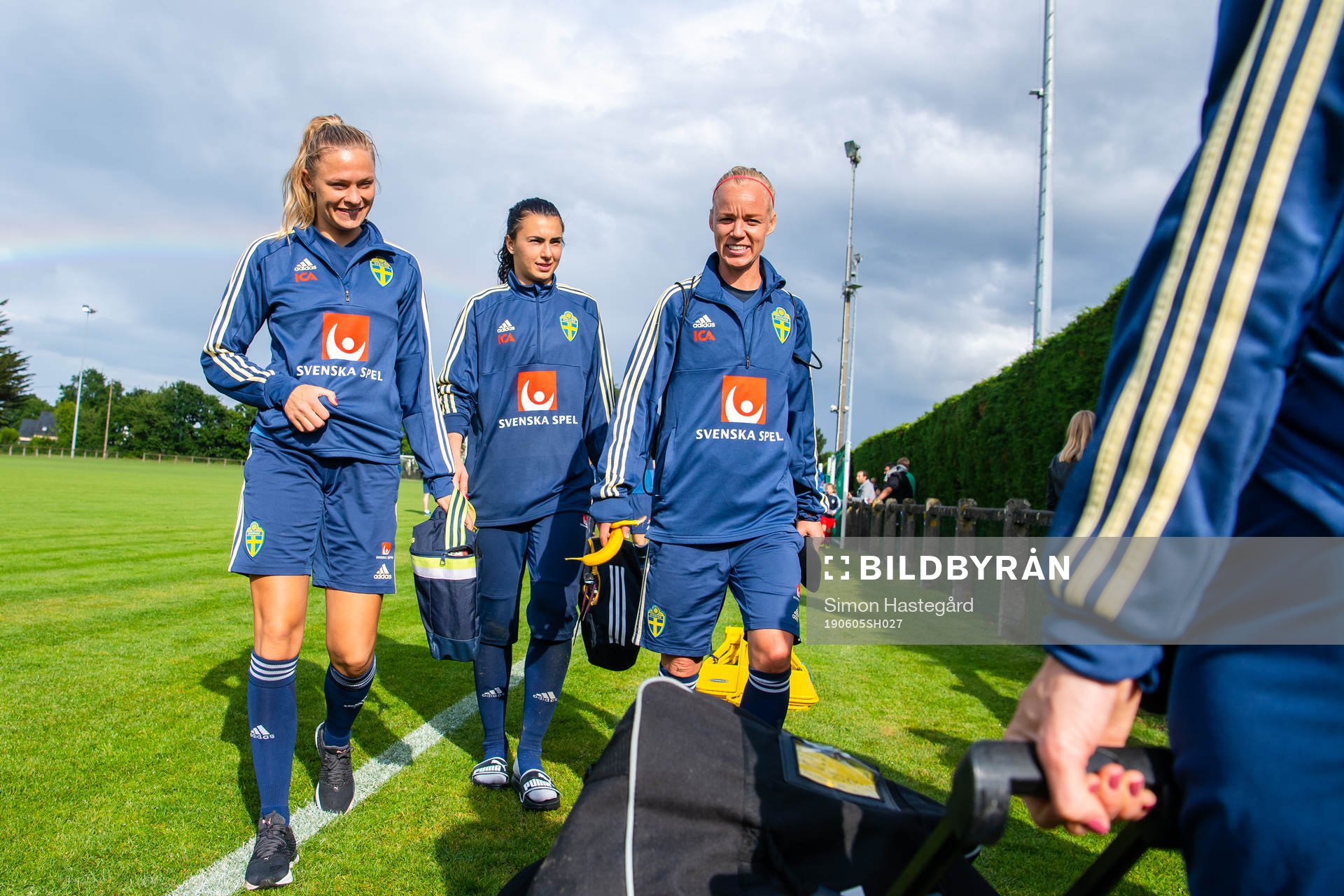 Fridolina Rolfö, goalkeeper Zecira Musovic and Caroline