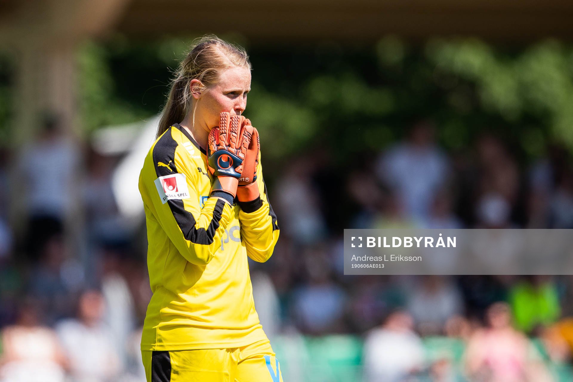 Umeås målvakt Agnes Granberg deppar