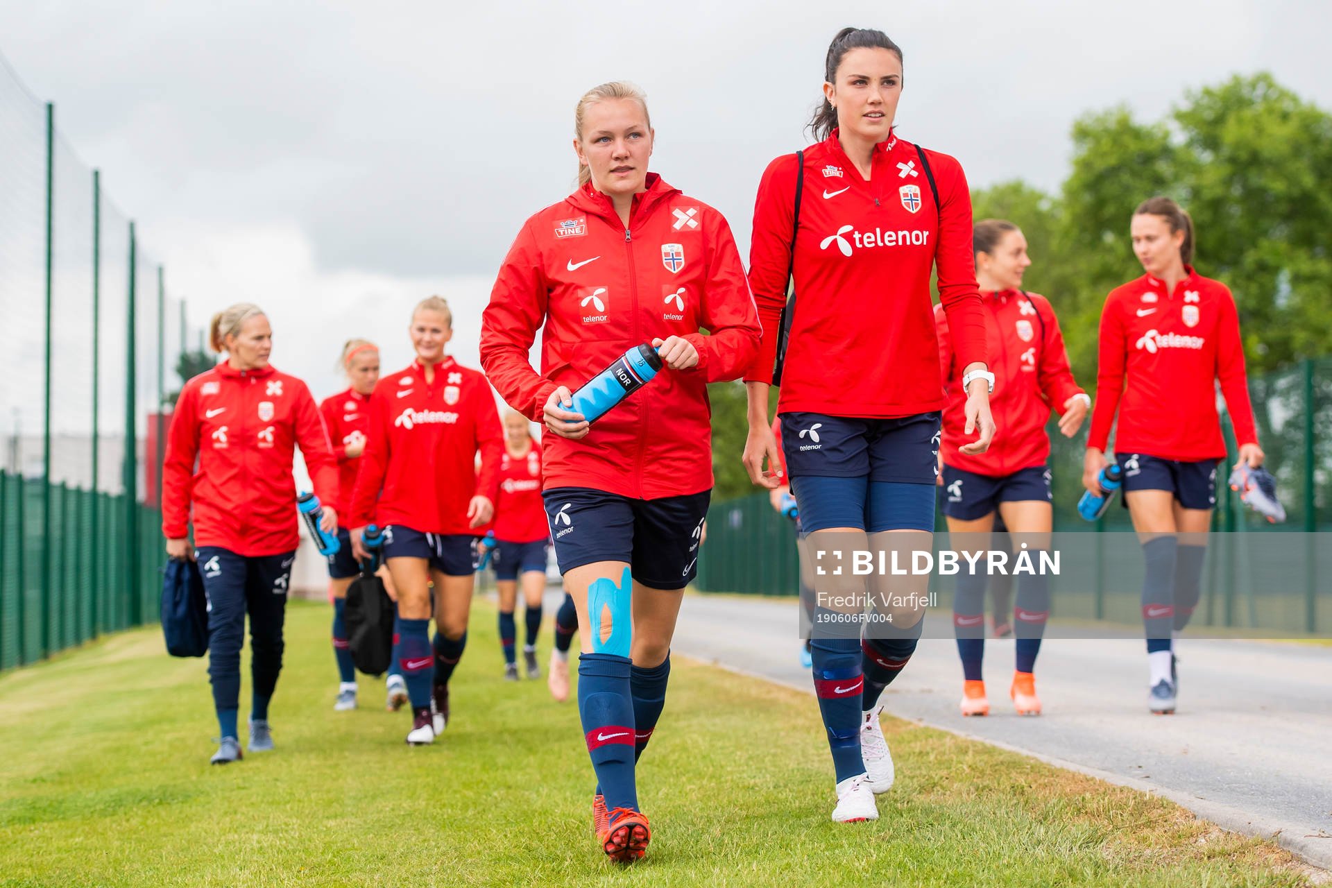 Frida Leonhardsen Maanum and Ingrid Syrstad Engen of Norway