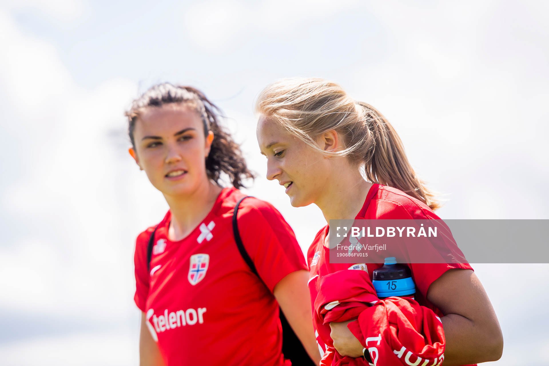 Ingrid Syrstad Engen and Amalie Vevle Eikeland of Norway