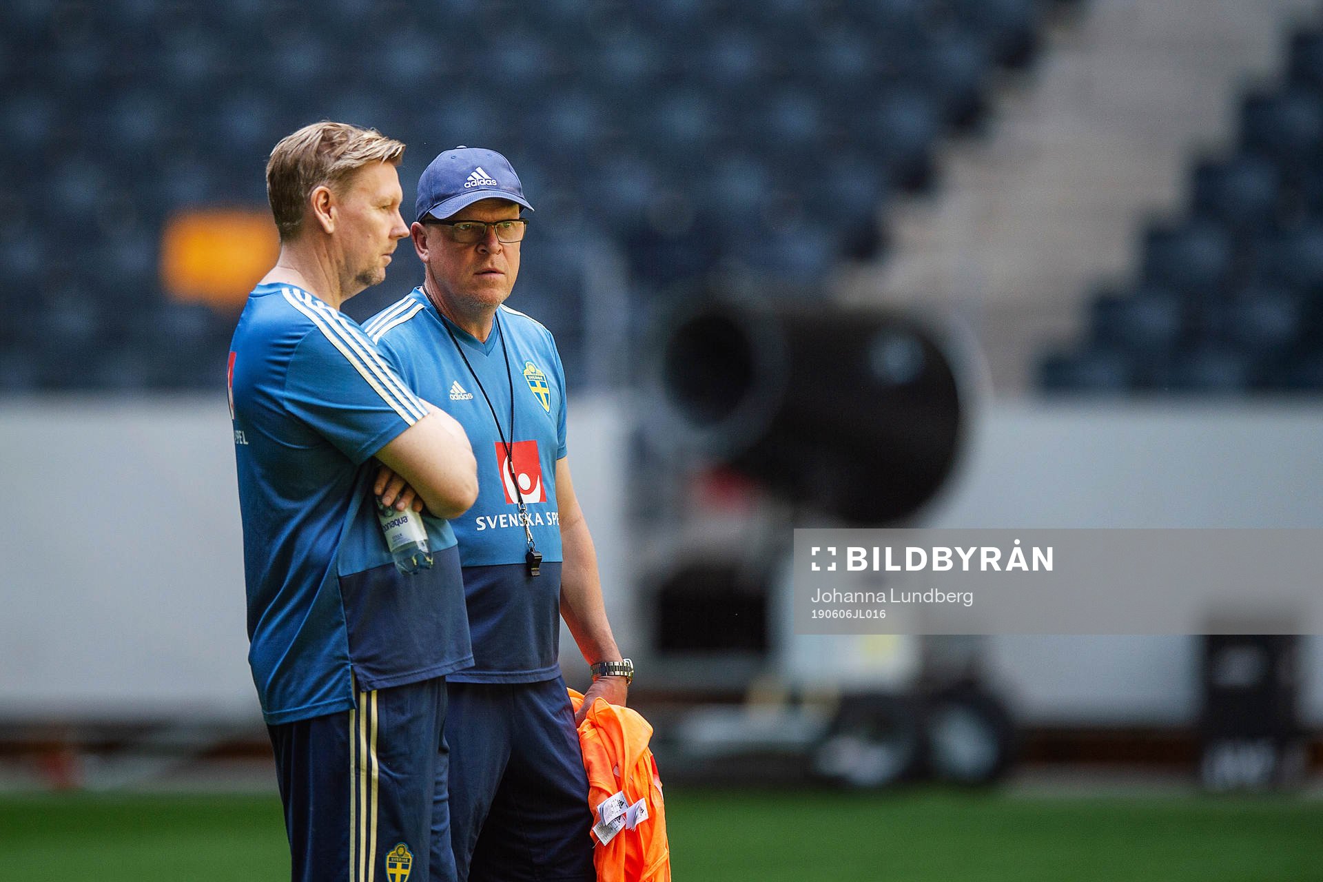Assistant coach Peter Wettergren and head coach Janne